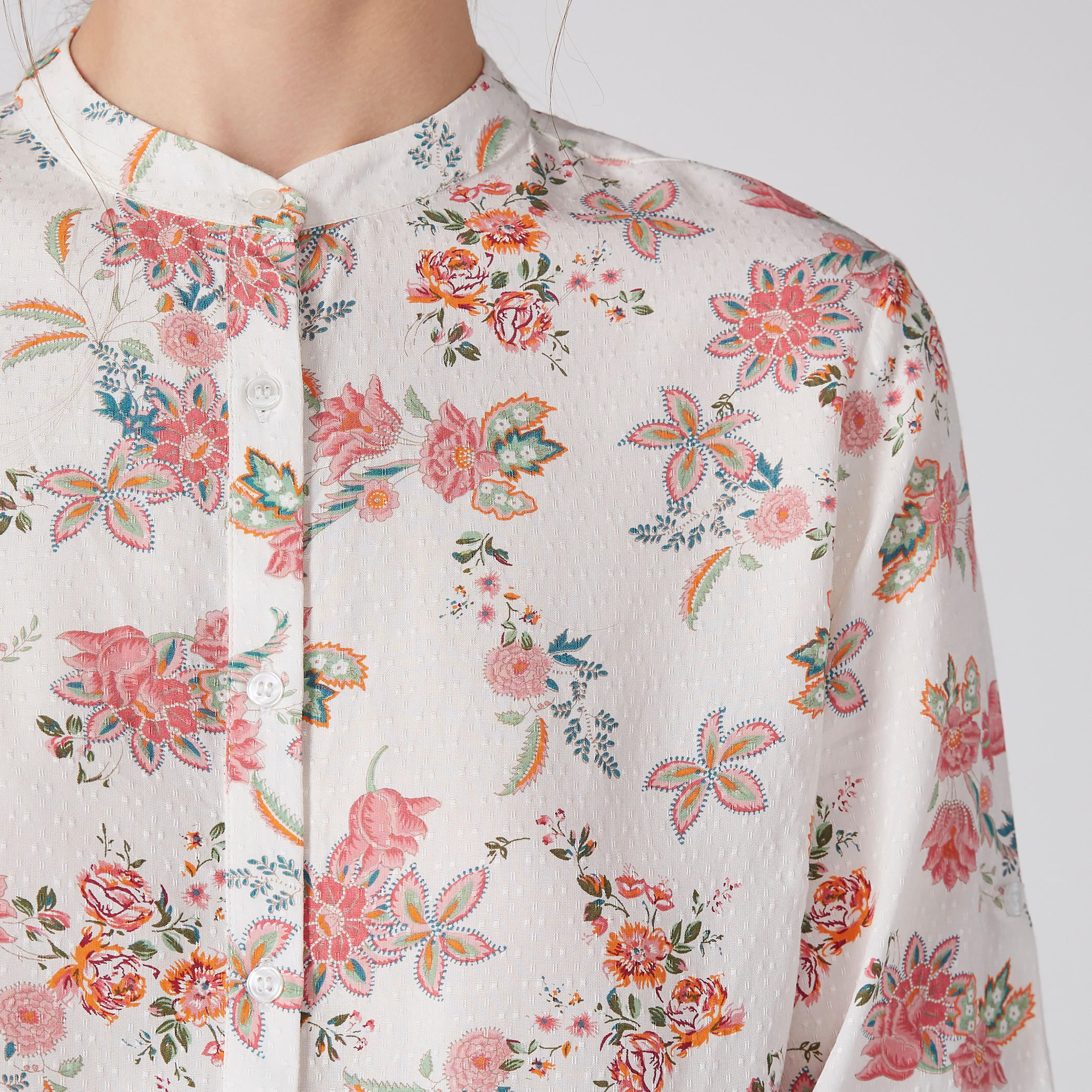 قميص بأكمام طويلة وياقة ماندارين وأزرار وطبعات-women-clothing-shirtsandblouses-shirts-image-4