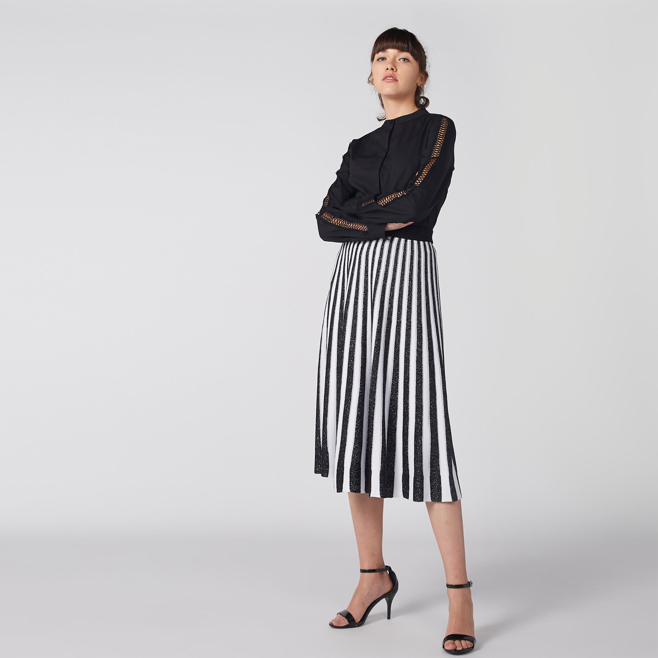 قميص بأكمام طويلة وياقة ماندارين وأزرار غير مرئية-women-clothing-shirtsandblouses-shirts-image-1