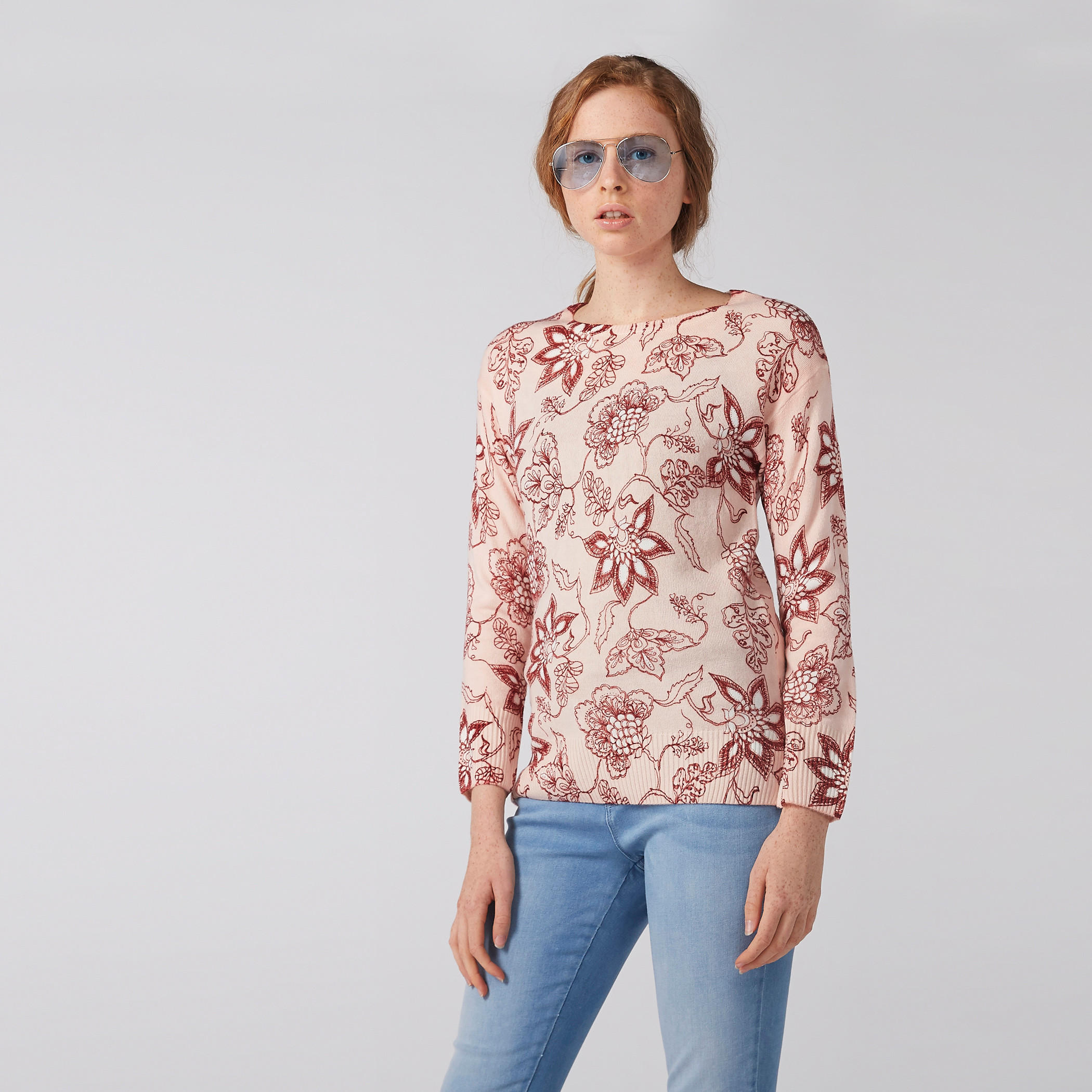 بلوزة بطبعات زهرية وياقة قارب-women-clothing-shirtsandblouses-blouses-image-3