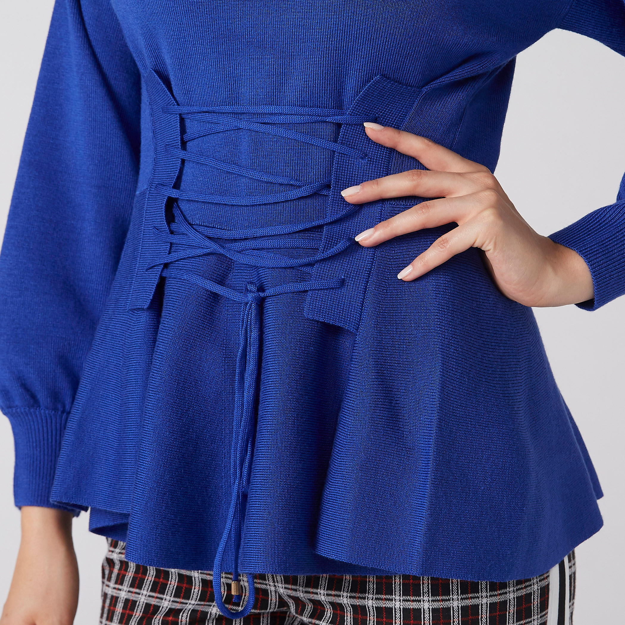 بلوزة بارزة الملمس بياقة مستديرة وأكمام طويلة ورباط-women-clothing-shirtsandblouses-blouses-image-3