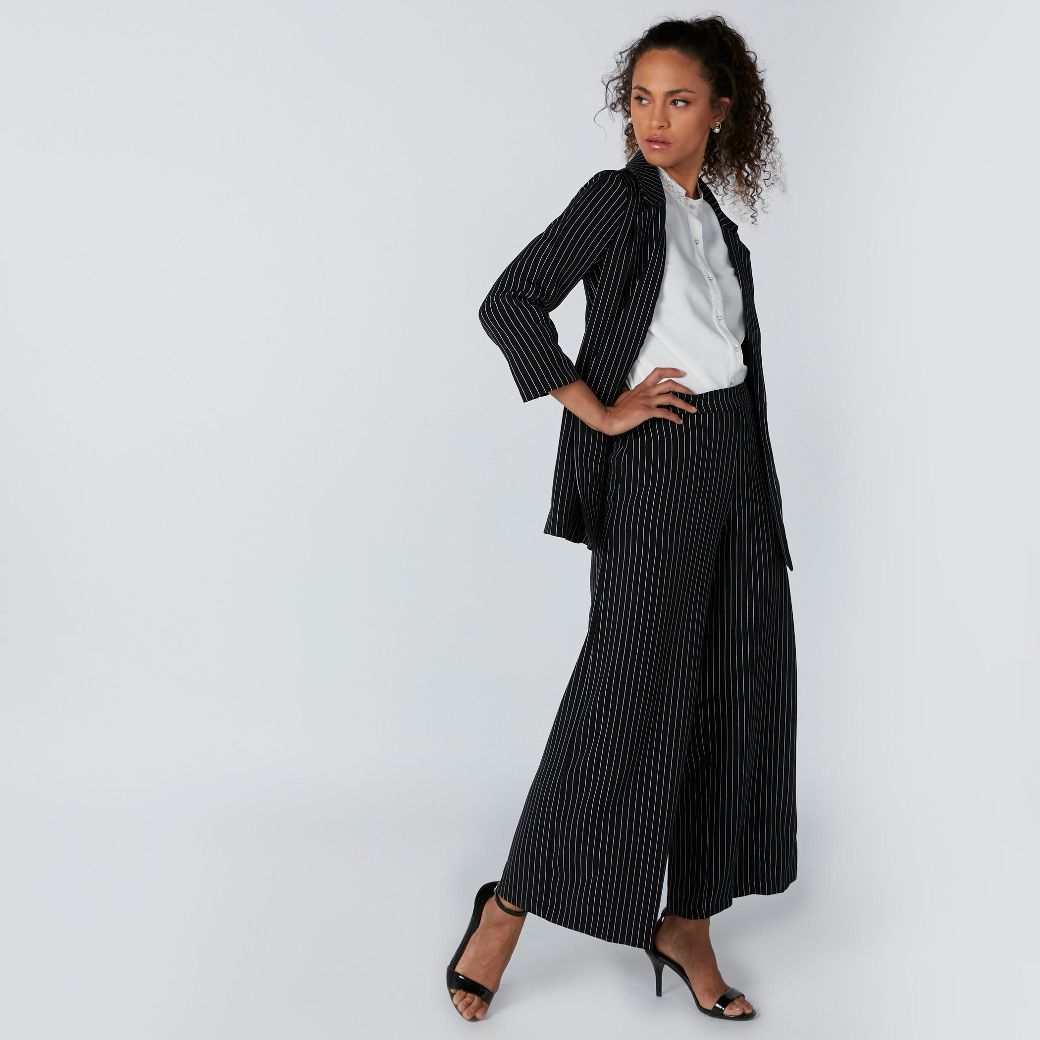بنطال بجيوب-women-clothing-bottoms-trousers-image-3