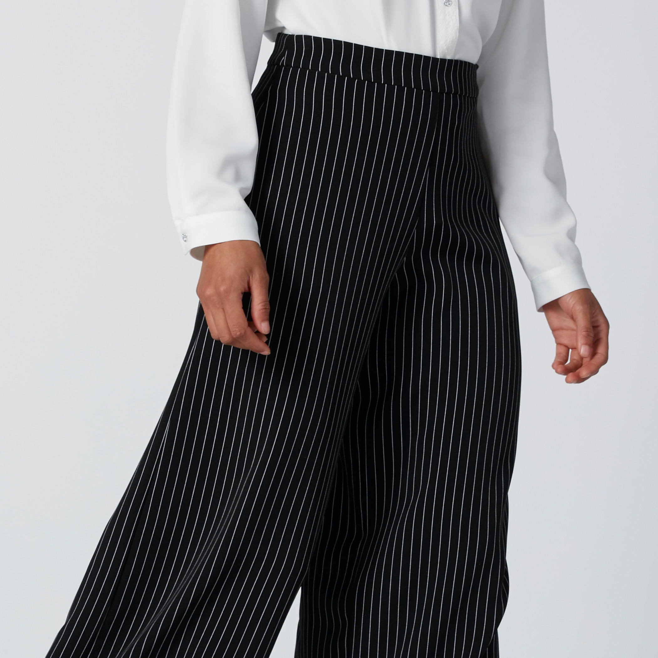 بنطال بجيوب-women-clothing-bottoms-trousers-image-5