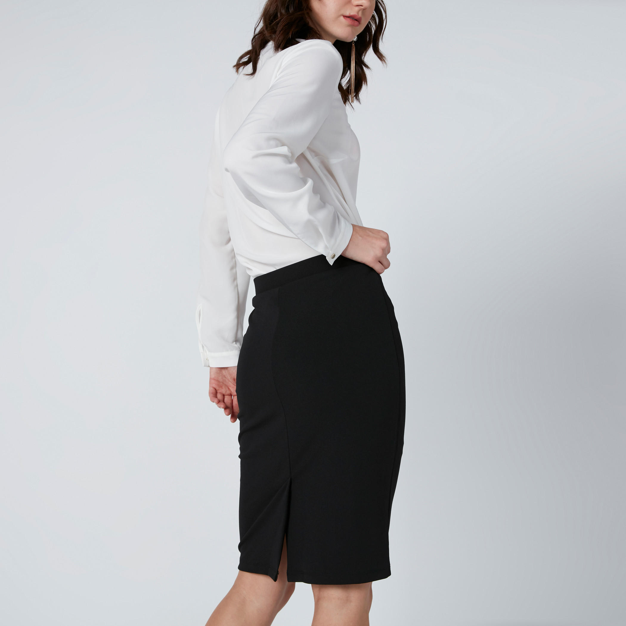 تنورة ضيّقة متوسطة الطول بخصر مطّاطي-women-clothing-bottoms-skirts-image-2