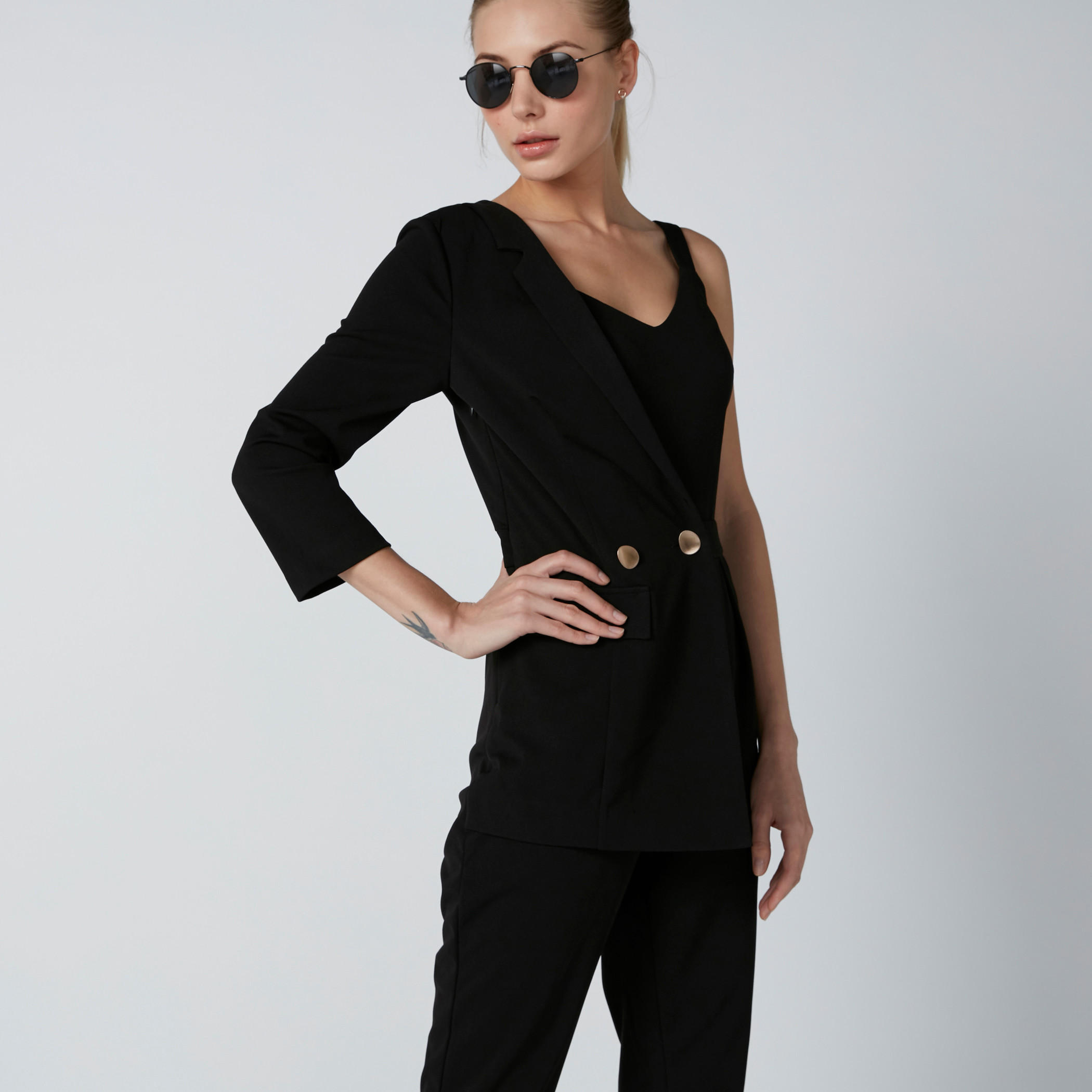 أفرول بكم واحد وأزرار-women-clothing-jumpsuits-image-2