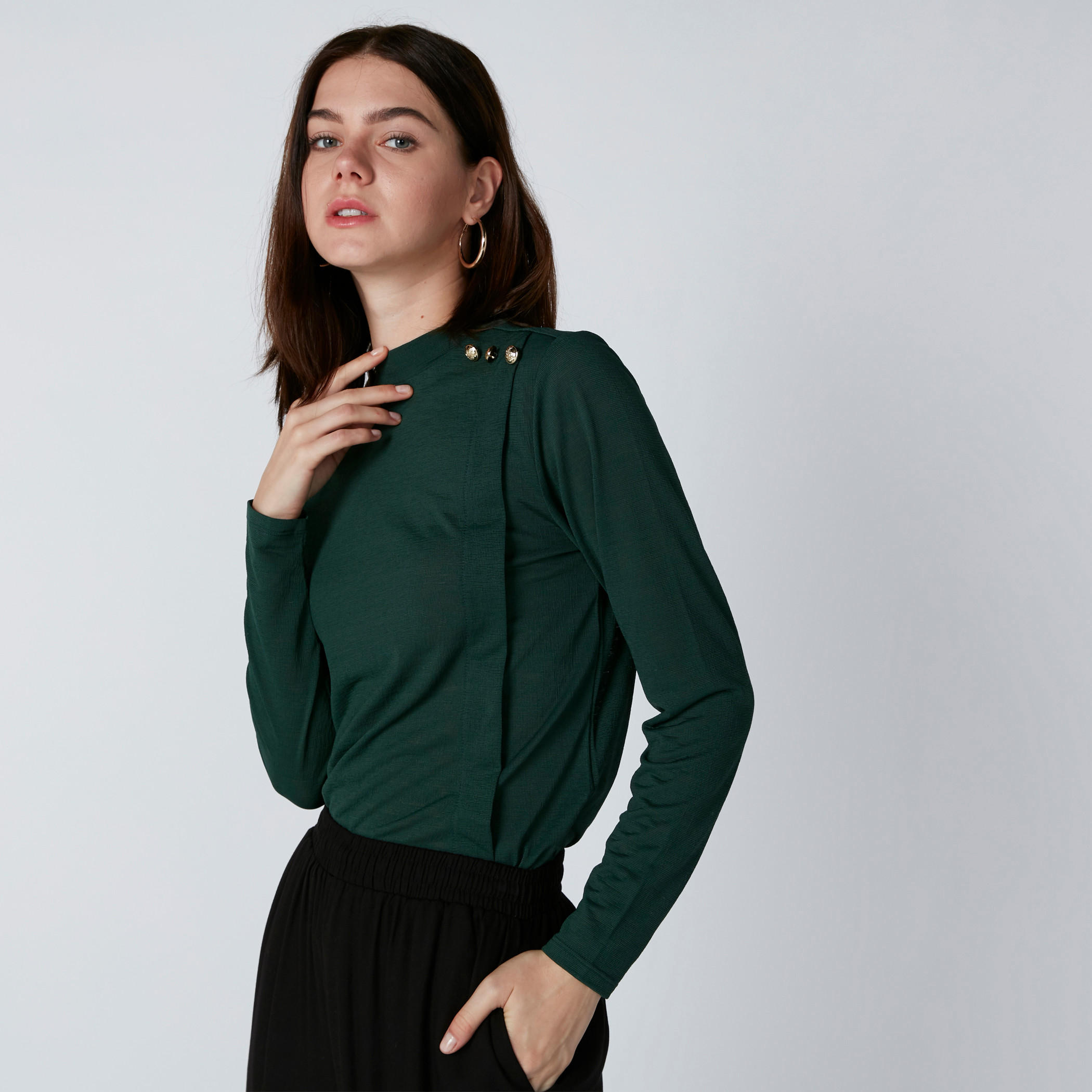 بلوزة بياقة عالية وأكمام طويلة وأزرار-women-clothing-shirtsandblouses-blouses-image-4