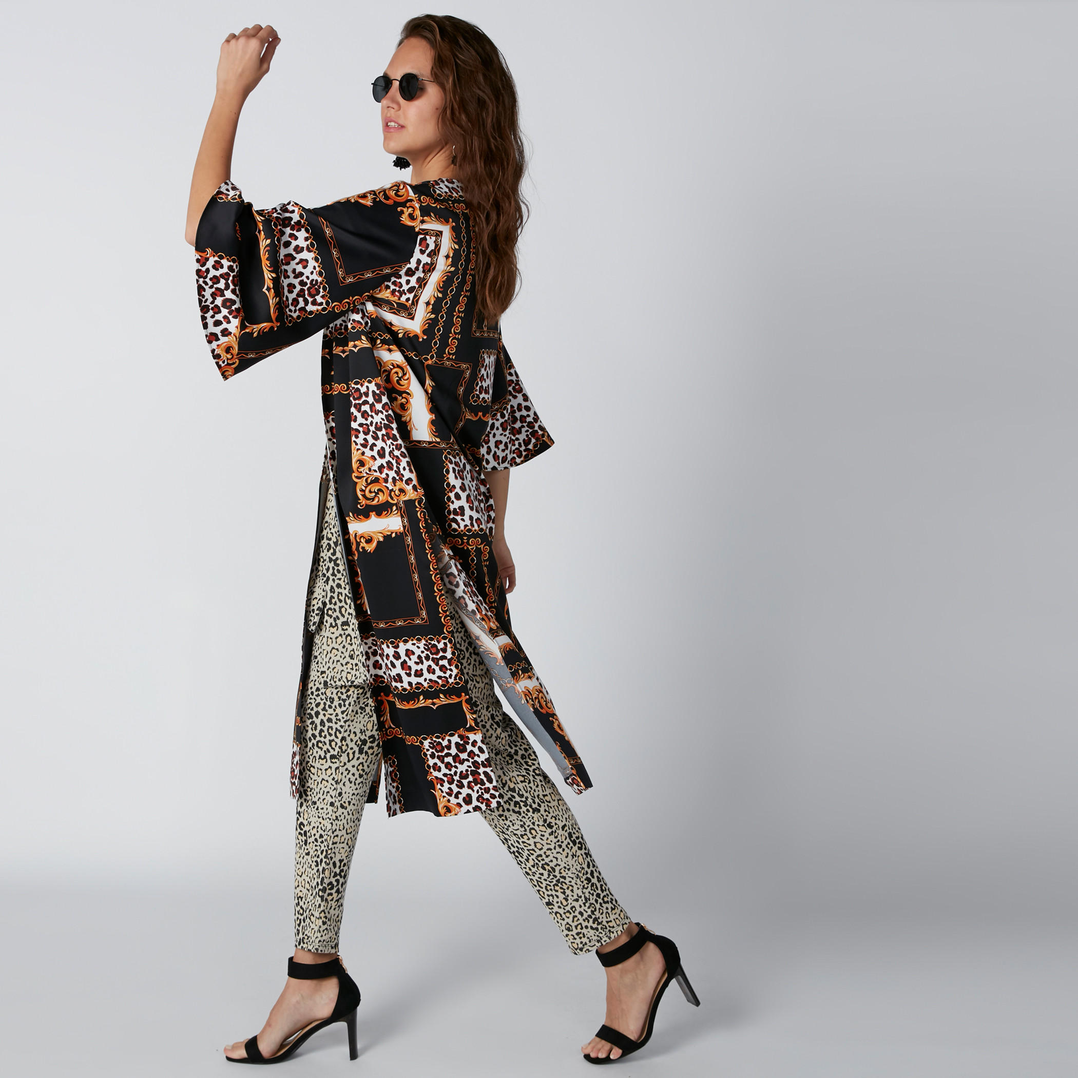 سترة كيمونو بأكمام 3/4 وطبعات-women-winterwear-cardigansandjumpers-cardigans-image-1