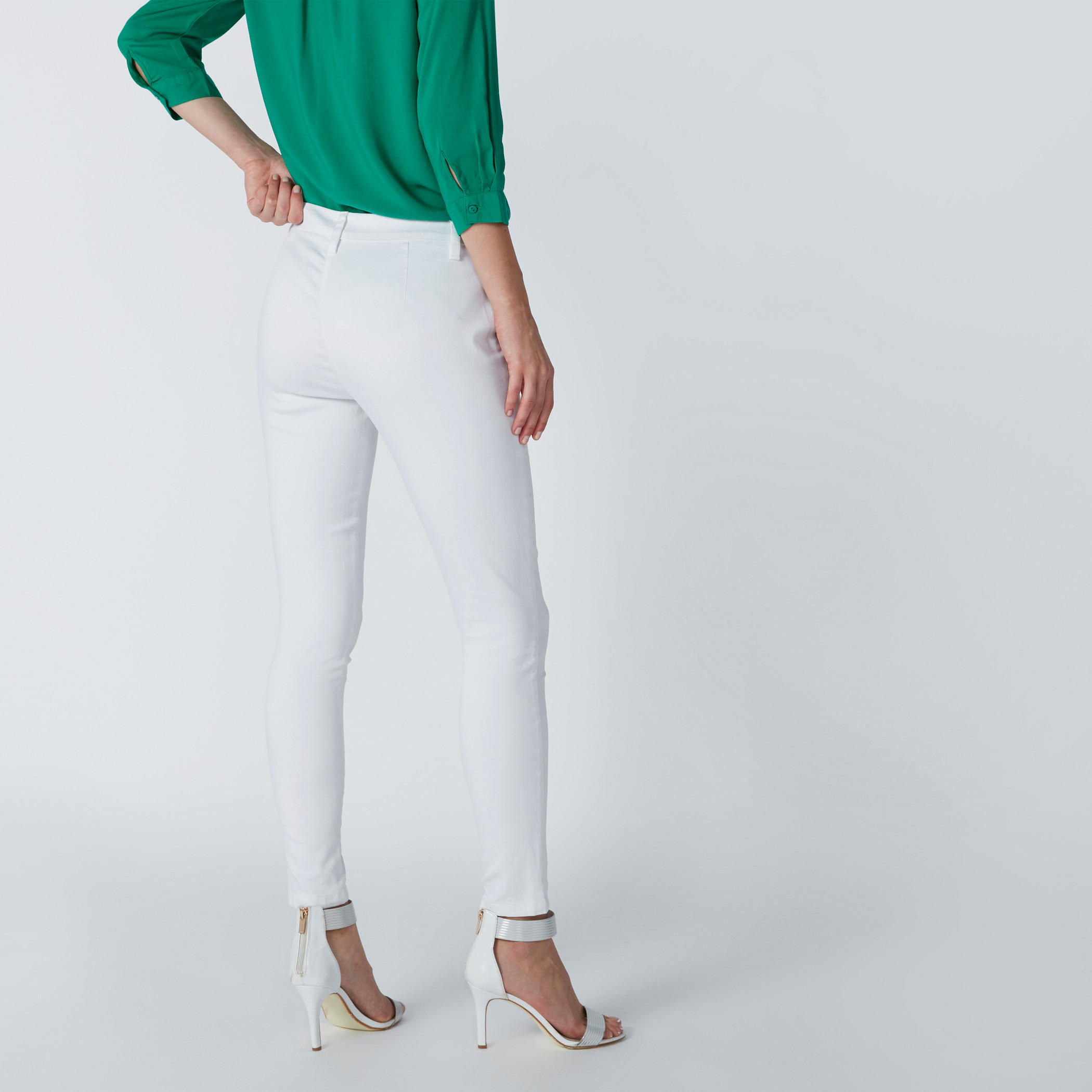 بنطال جينز بجيوب وعروات حزام-women-clothing-bottoms-jeans-image-3