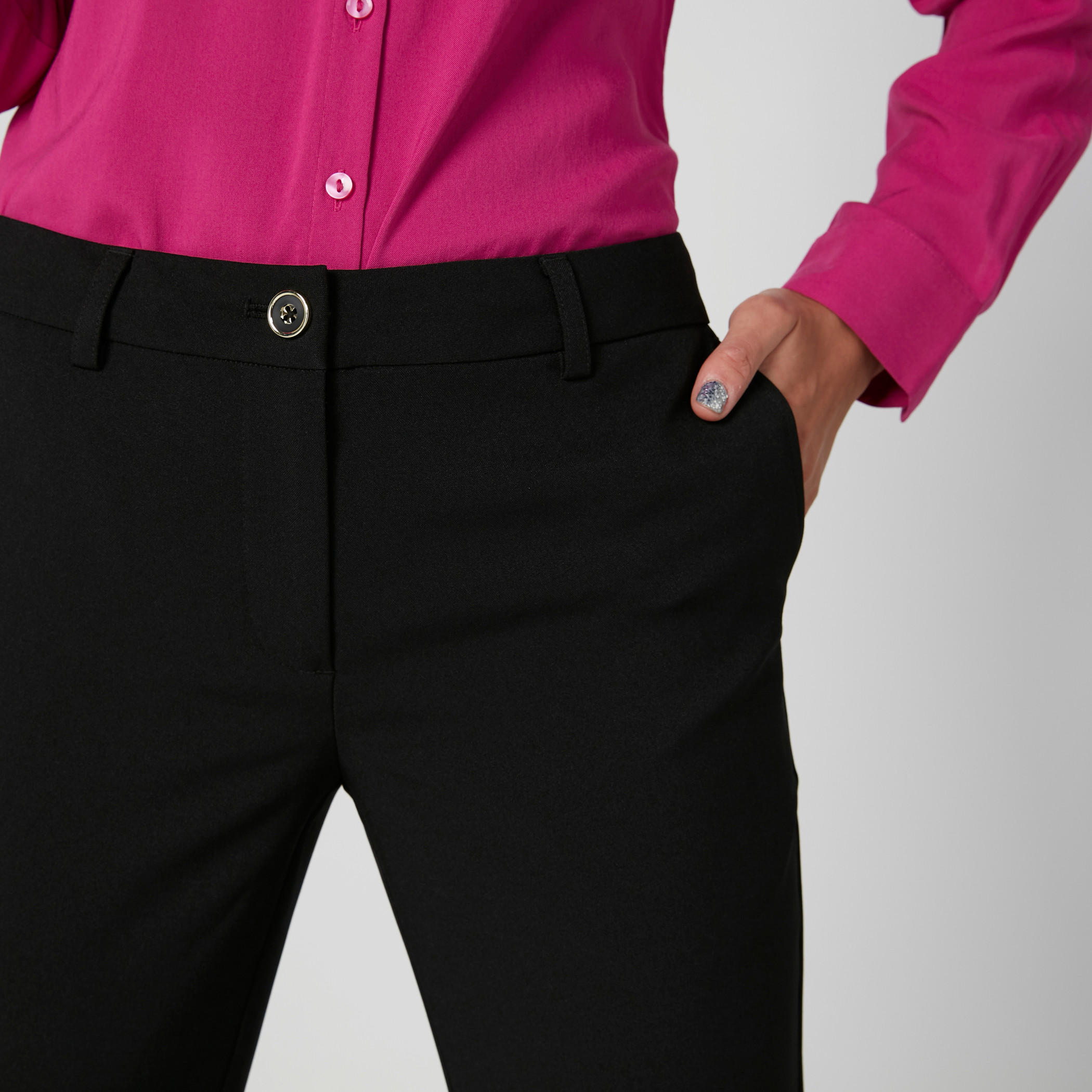 بنطال سكيني بخصر منخفض وجيوب-women-clothing-bottoms-trousers-image-4