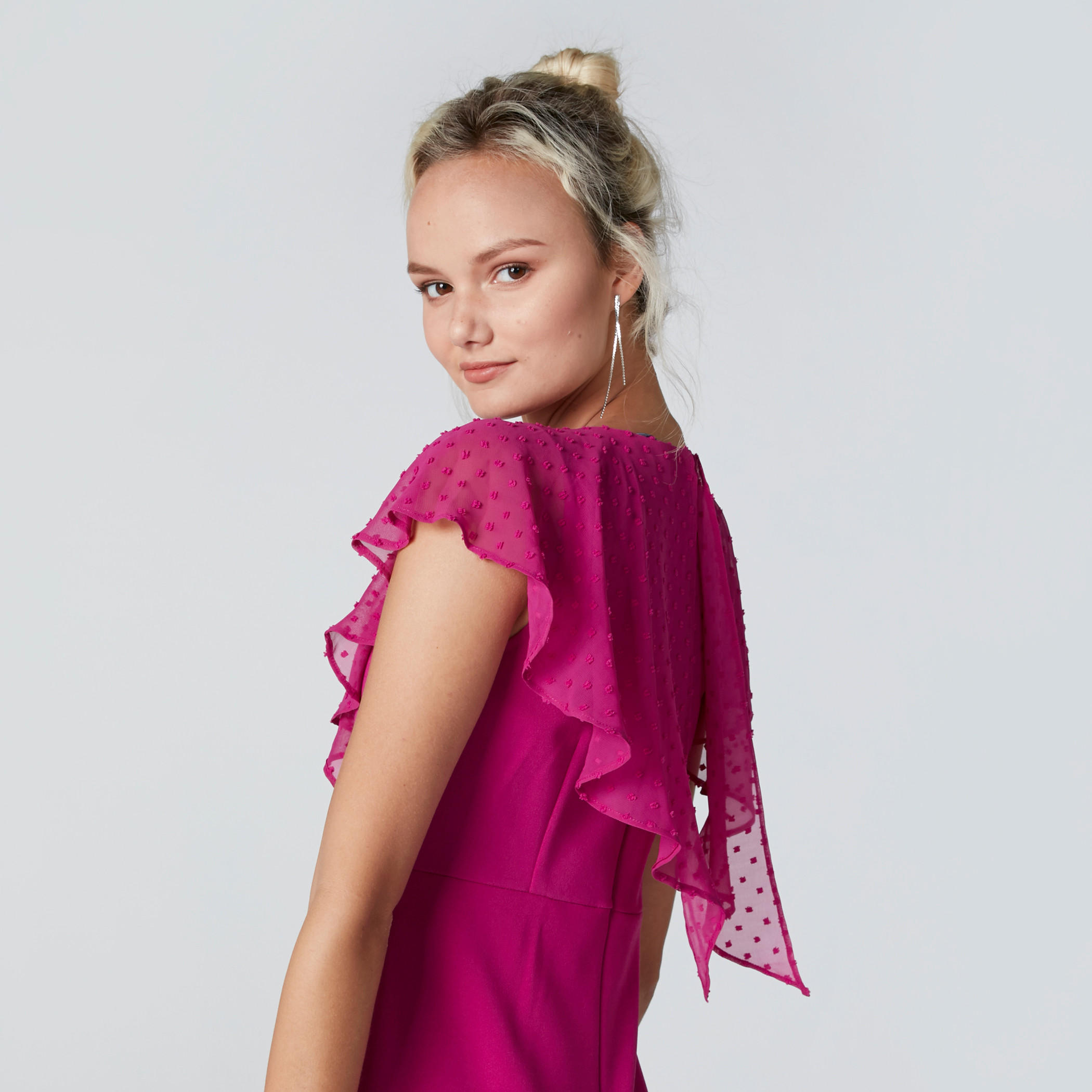 فستان طويل إيه لاين بياقة مستديرة وتفاصيل كشكش-women-clothing-dresses-image-5