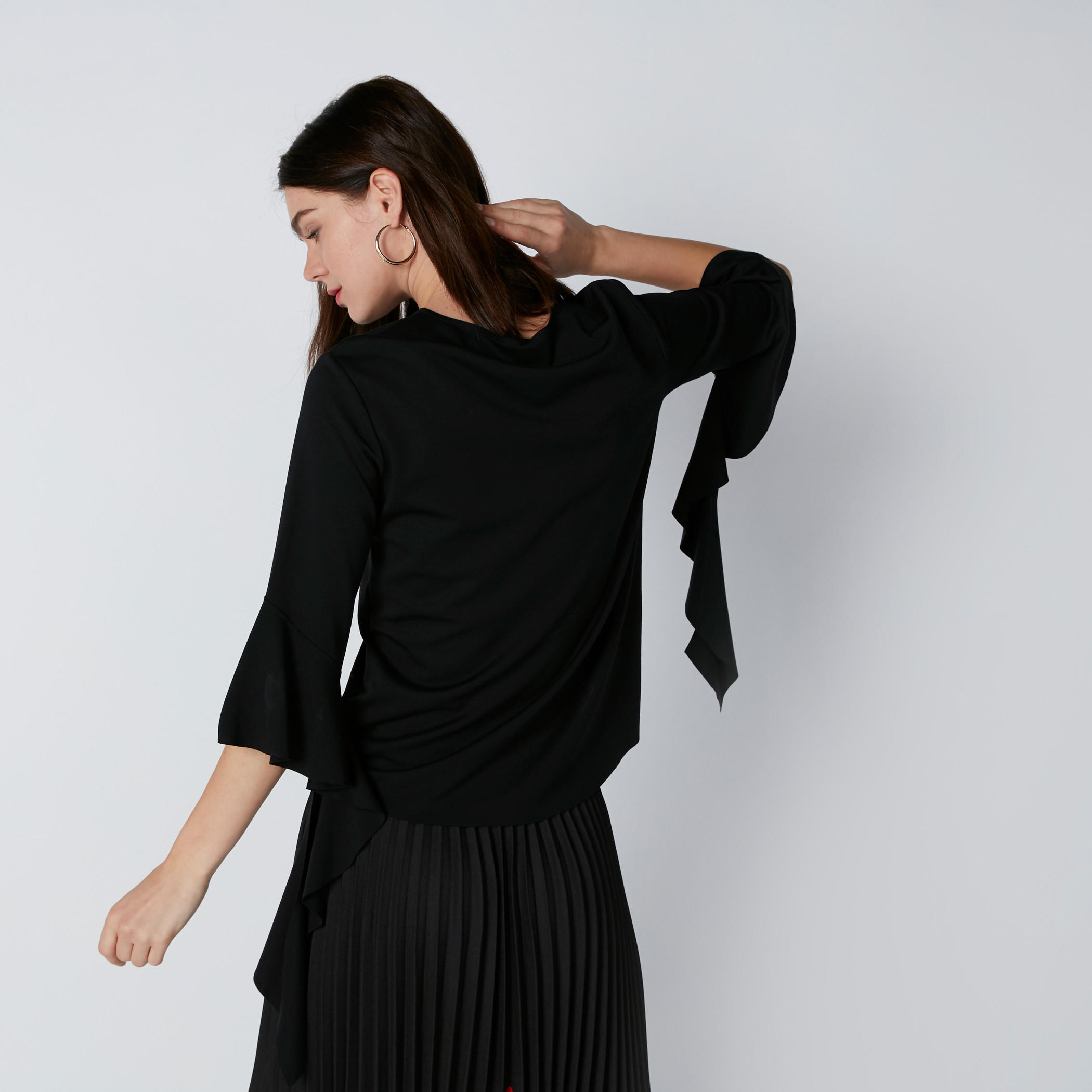 بلوزة بياقة مستديرة وأكمام واسعة-women-clothing-shirtsandblouses-blouses-image-3