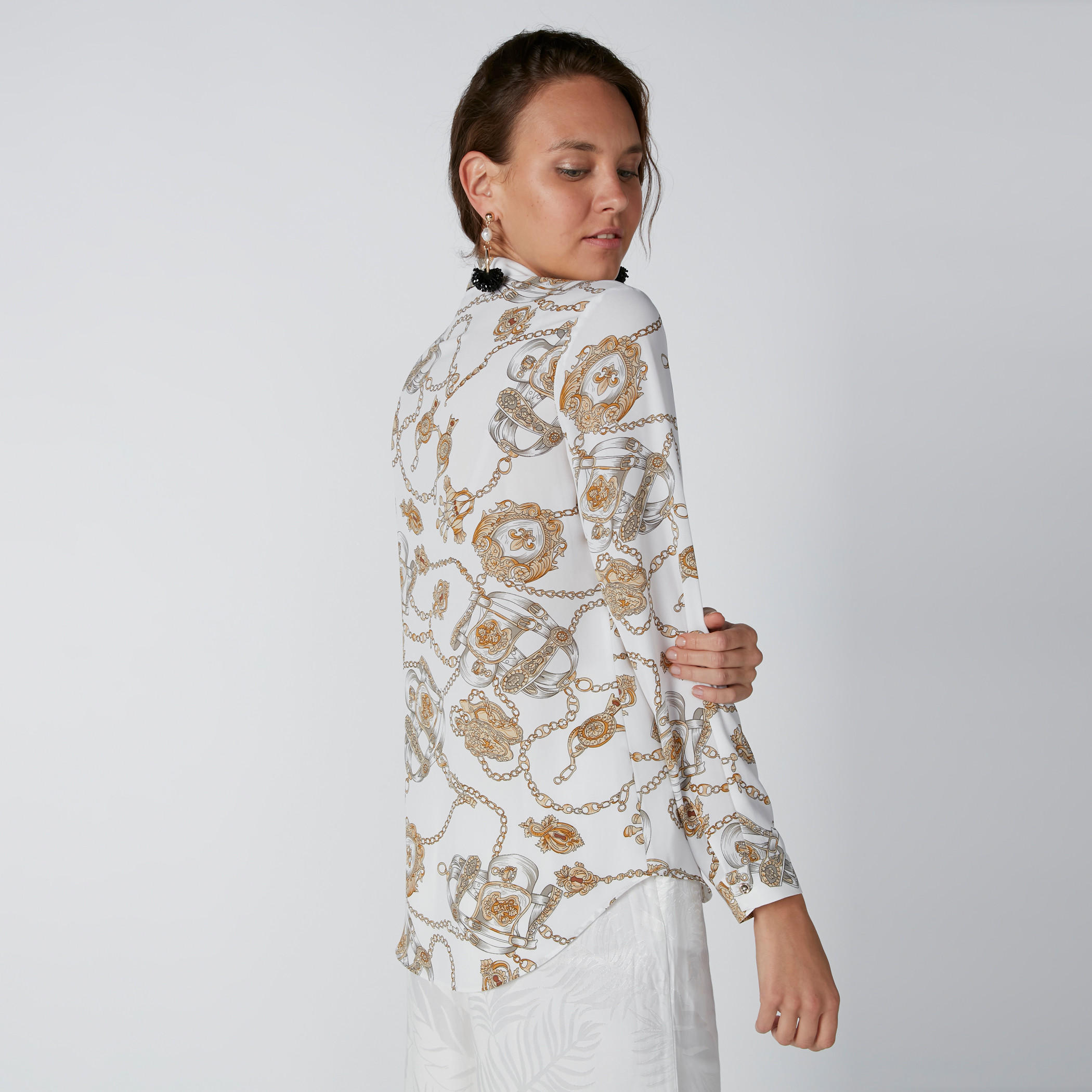 قميص بطبعات وأزرار غير مرئية-women-clothing-shirtsandblouses-shirts-image-3
