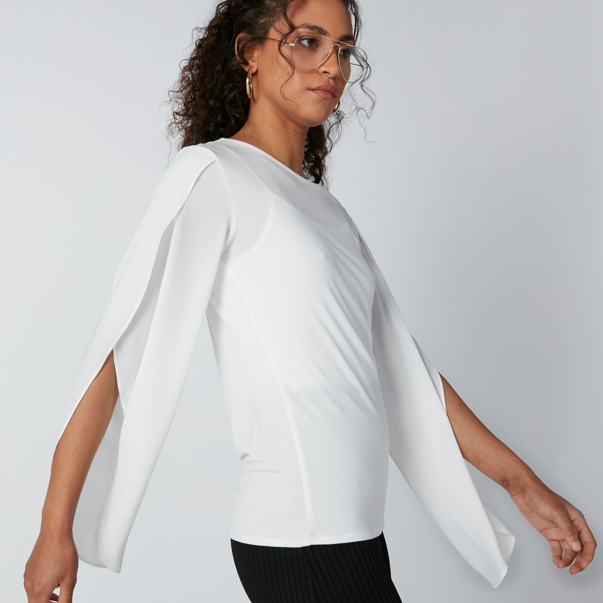 بلوزة بياقة مستديرة وأكمام واسعة-women-clothing-shirtsandblouses-blouses-image-2