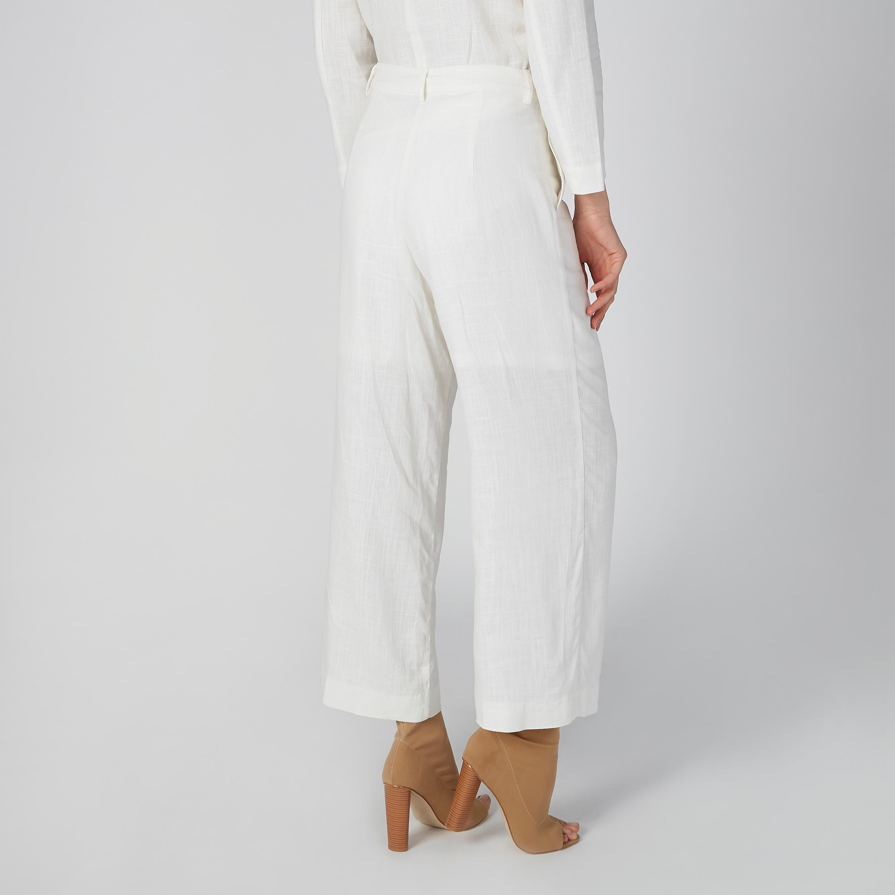 بنطلون بالازو مستدام بخصر مرتفع وجيوب-women-clothing-bottoms-trousers-image-2