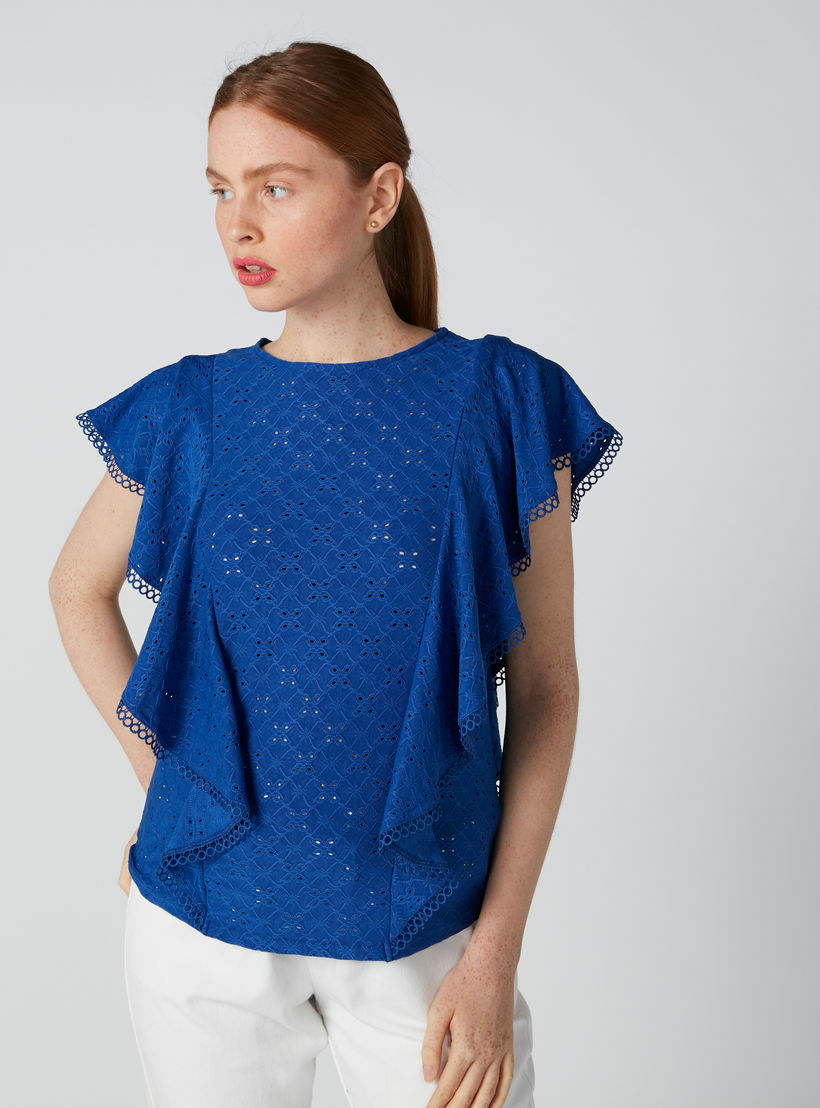 بلوزة مستدامة مطرّزة بياقة مستديرة وتفاصيل كشكش-women-clothing-shirtsandblouses-blouses-image-5