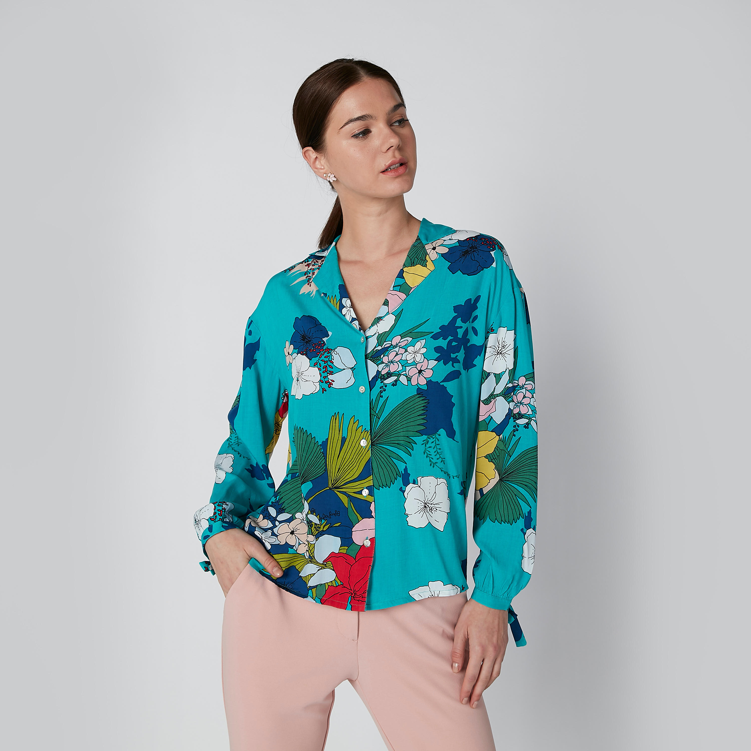 قميص بأكمام طويلة ورباط وطبعات-women-clothing-shirtsandblouses-shirts-image-1