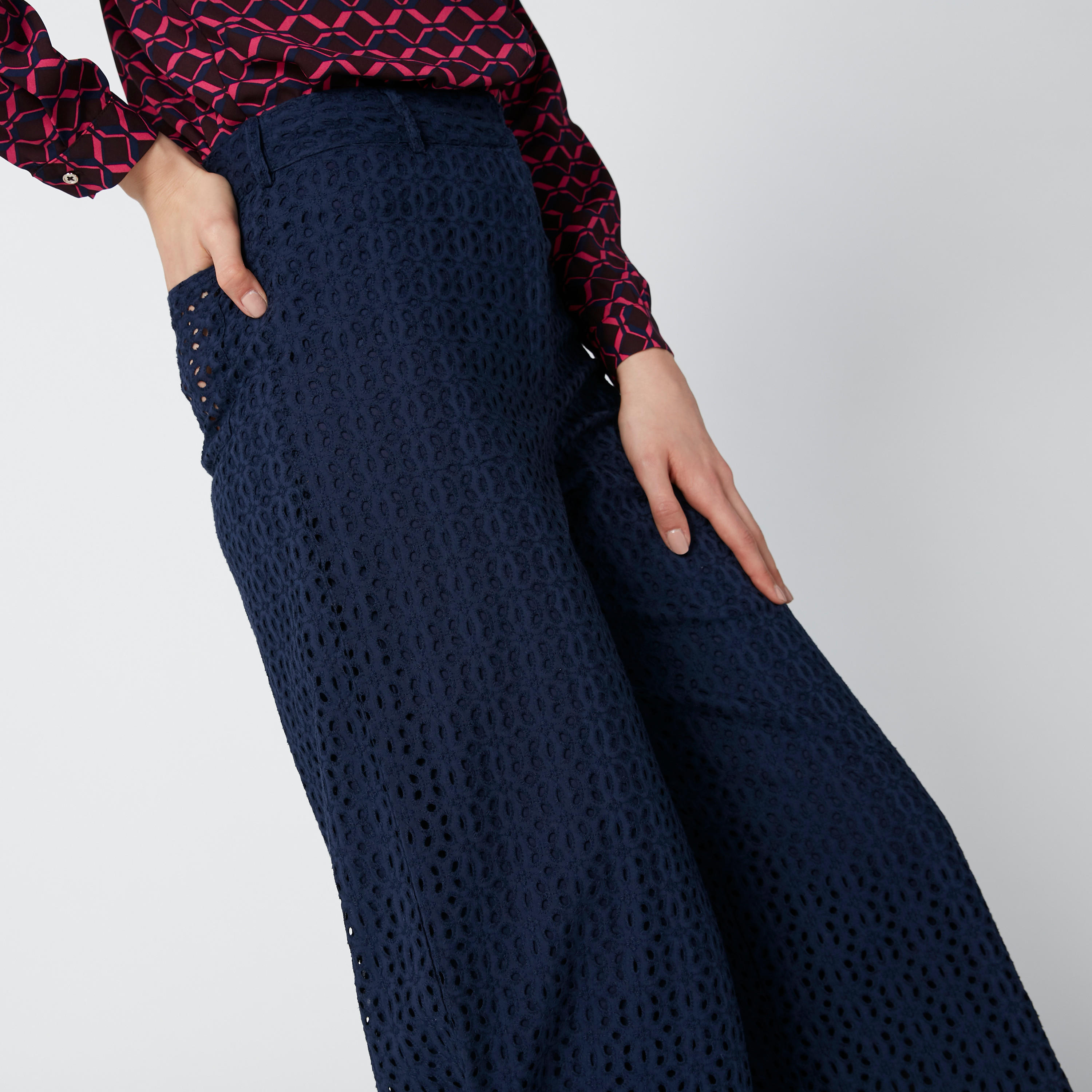 بنطال واسع الساقين بجيوب وحلقات حزام-women-clothing-bottoms-trousers-image-6