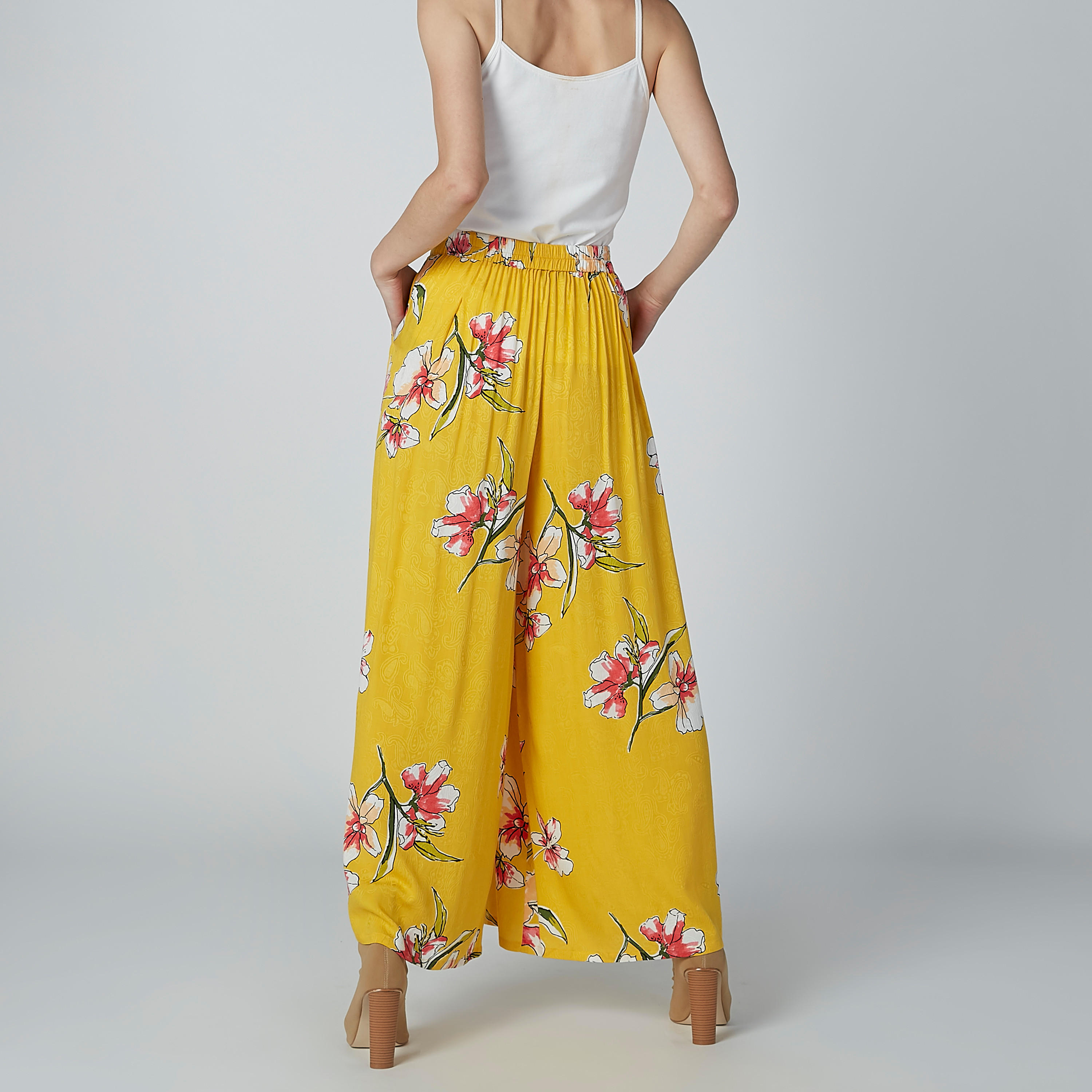 بنطال بالازو بجيوب وطبعات زهرية-women-clothing-bottoms-trousers-image-3