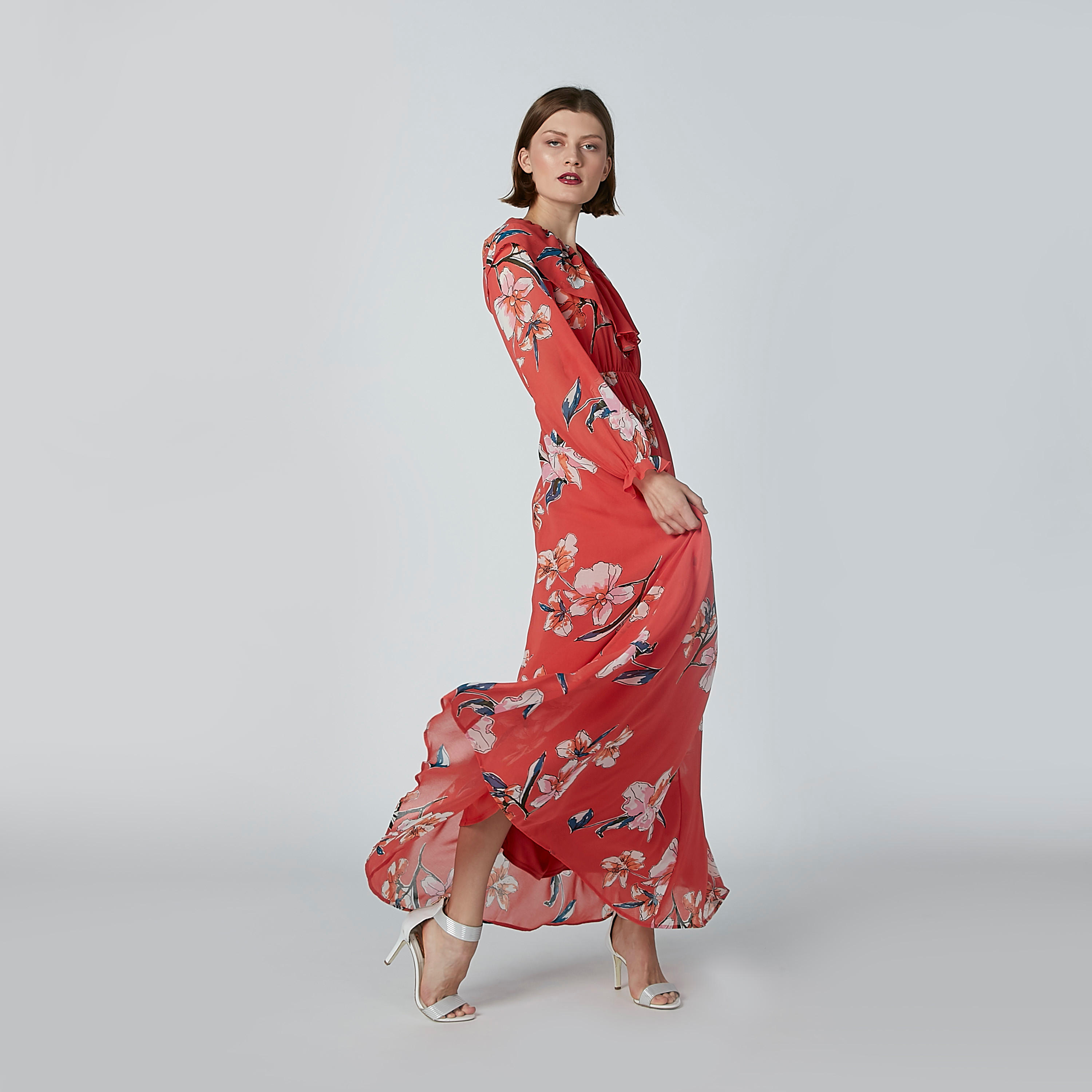 فستان إيه لاين طويل بأكمام طويلة وتفاصيل كشكش وطبعات زهرية-women-clothing-dresses-image-1