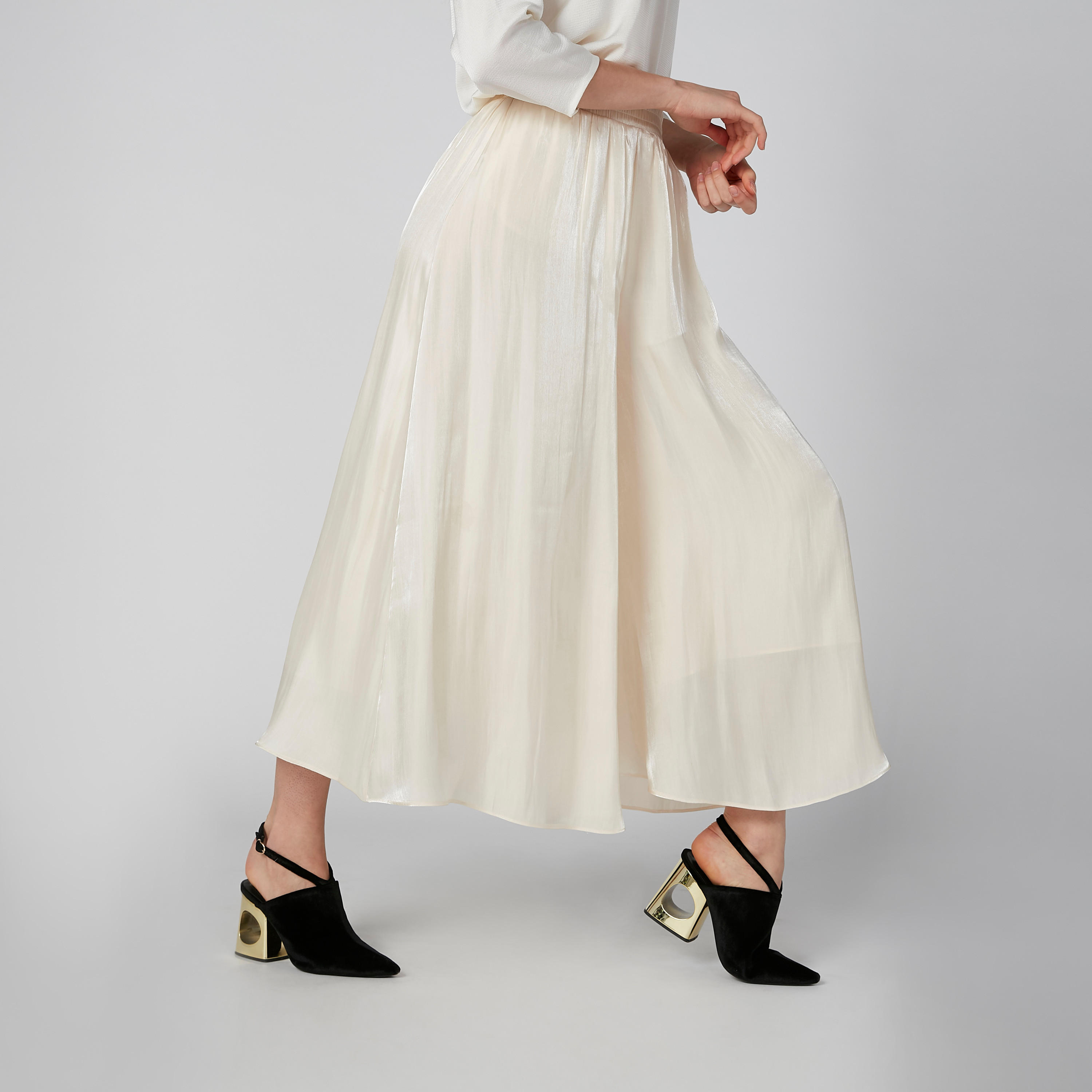 Solid Wide-Fit Culottes with Elasticised Waistband-women-clothing-bottoms-trousers-image-4