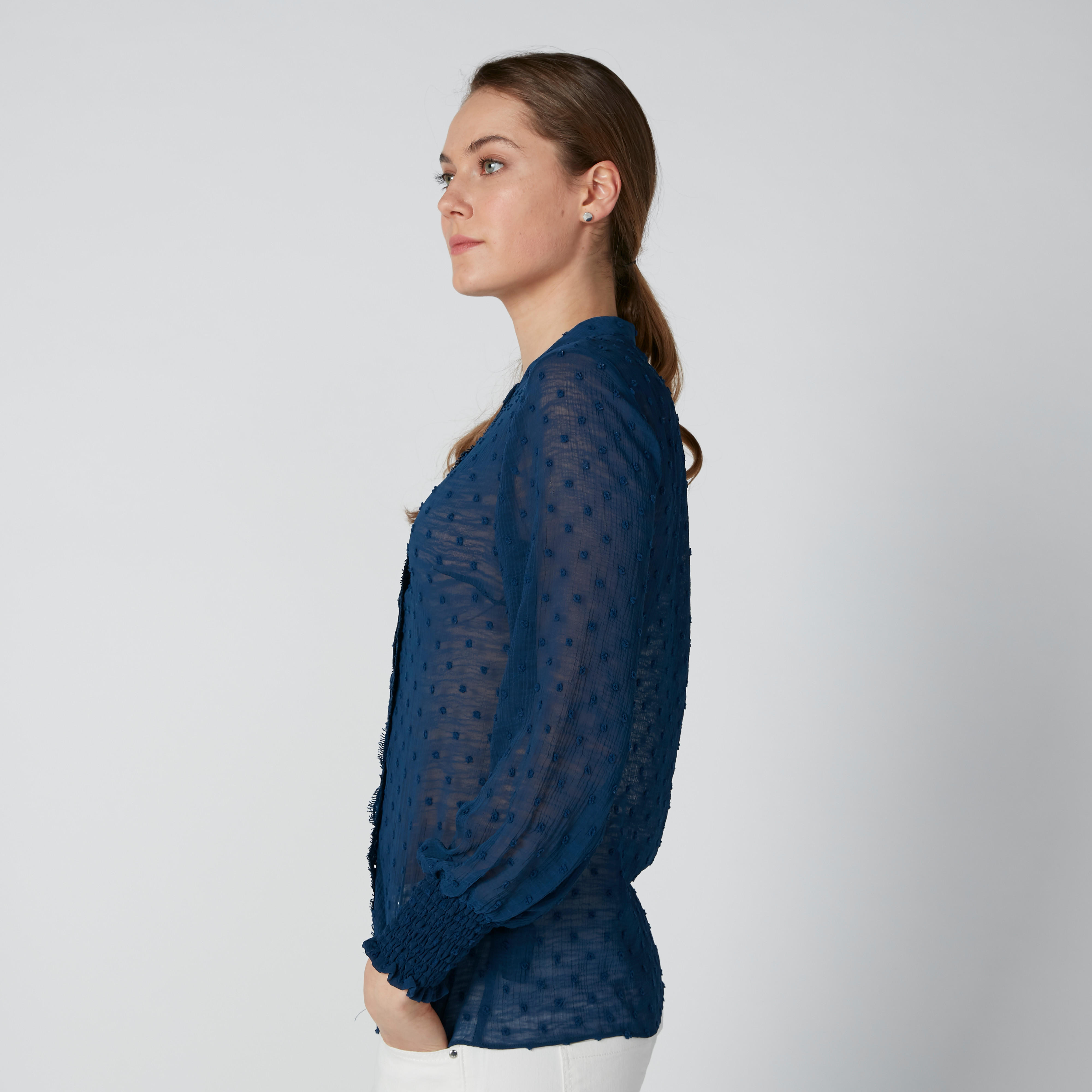 قميص بقصّة عاديّة وياقة ماندارين وتفاصيل دانتيل-women-clothing-shirtsandblouses-shirts-image-4