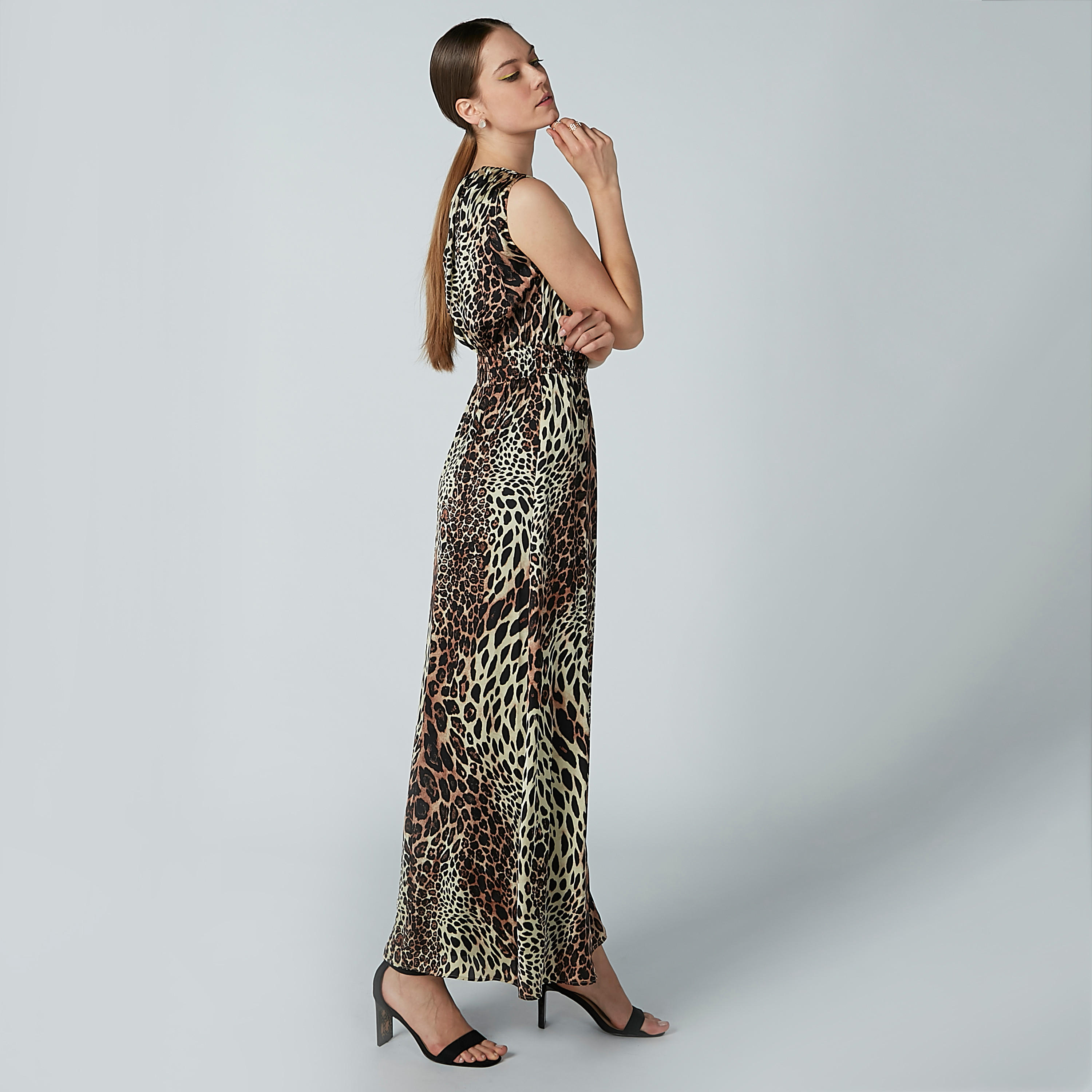 فستان طويل دون أكمام بطبعات حيوانات-women-clothing-dresses-image-1