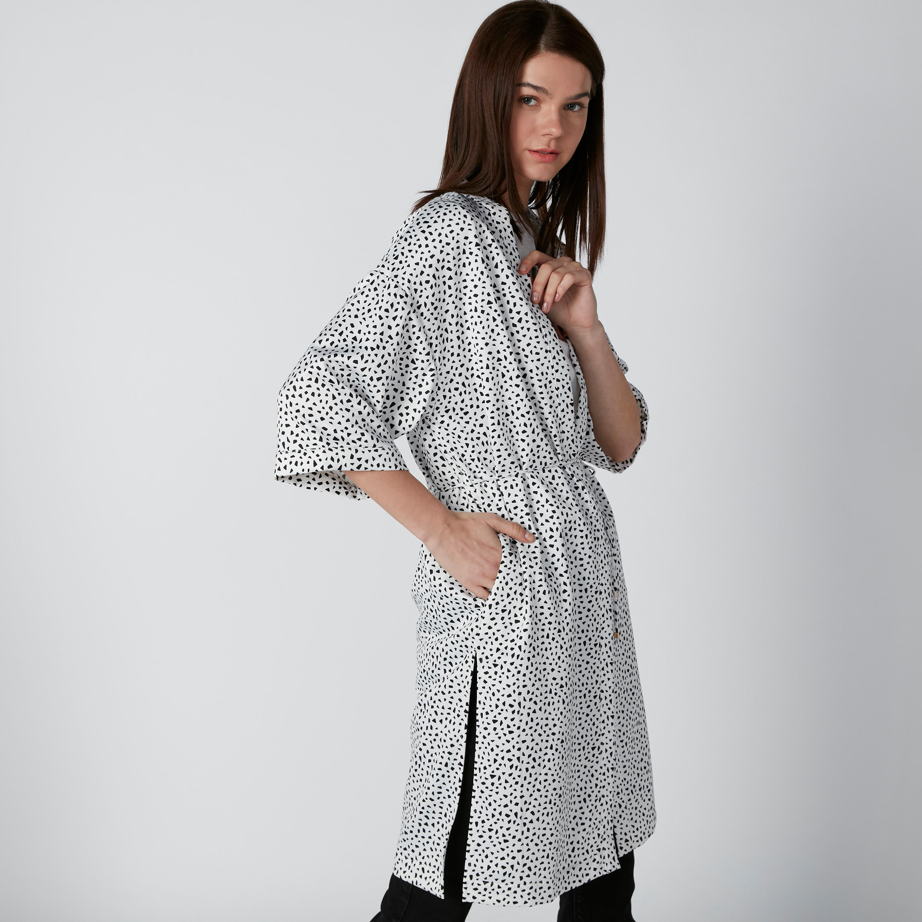 كارديجان مستدام بأكمام 3/4 وجيوب وطبعات-women-winterwear-cardigansandjumpers-cardigans-image-3