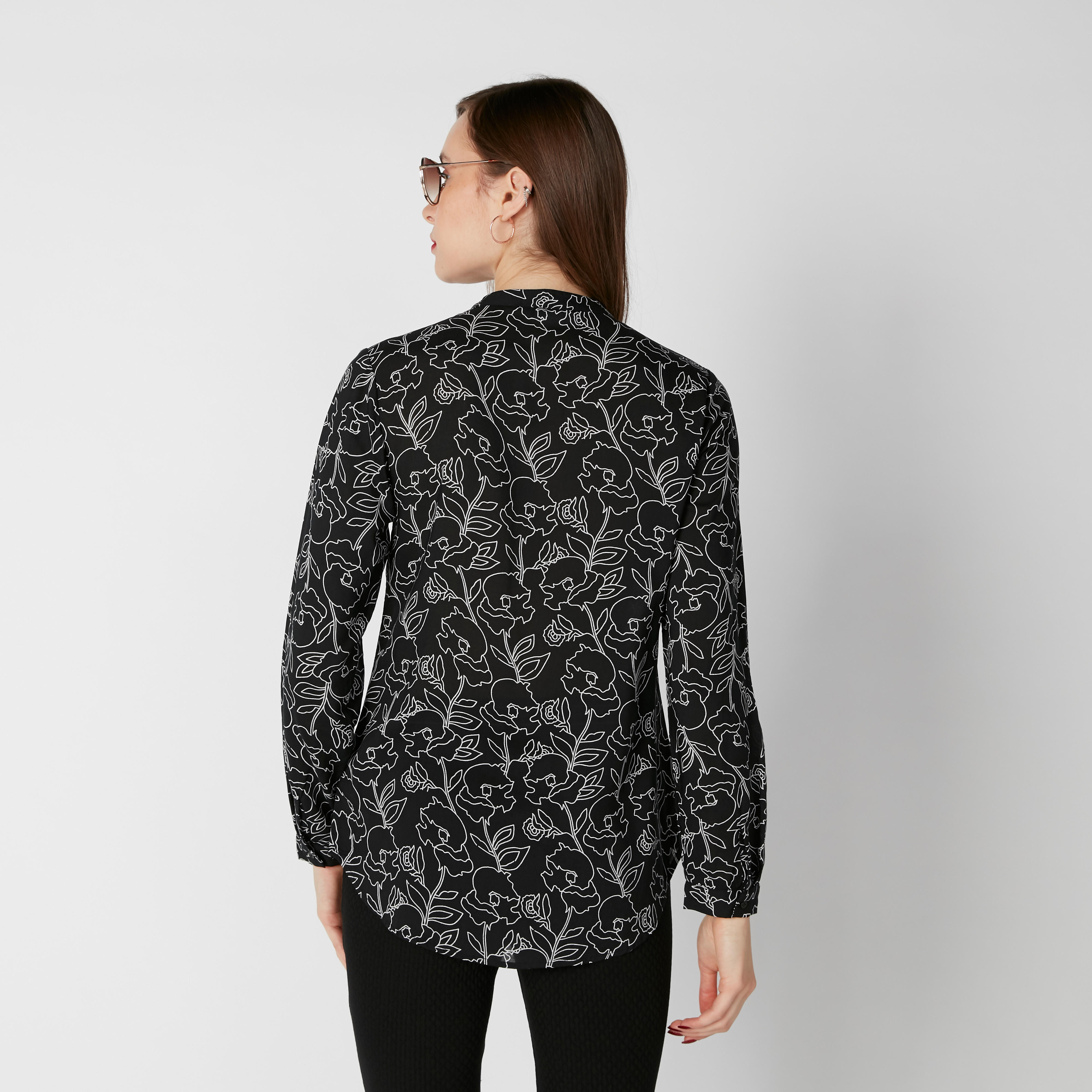 قميص بأكمام طويلة وأزرار غير مرئية وطبعات-women-clothing-shirtsandblouses-shirts-image-2