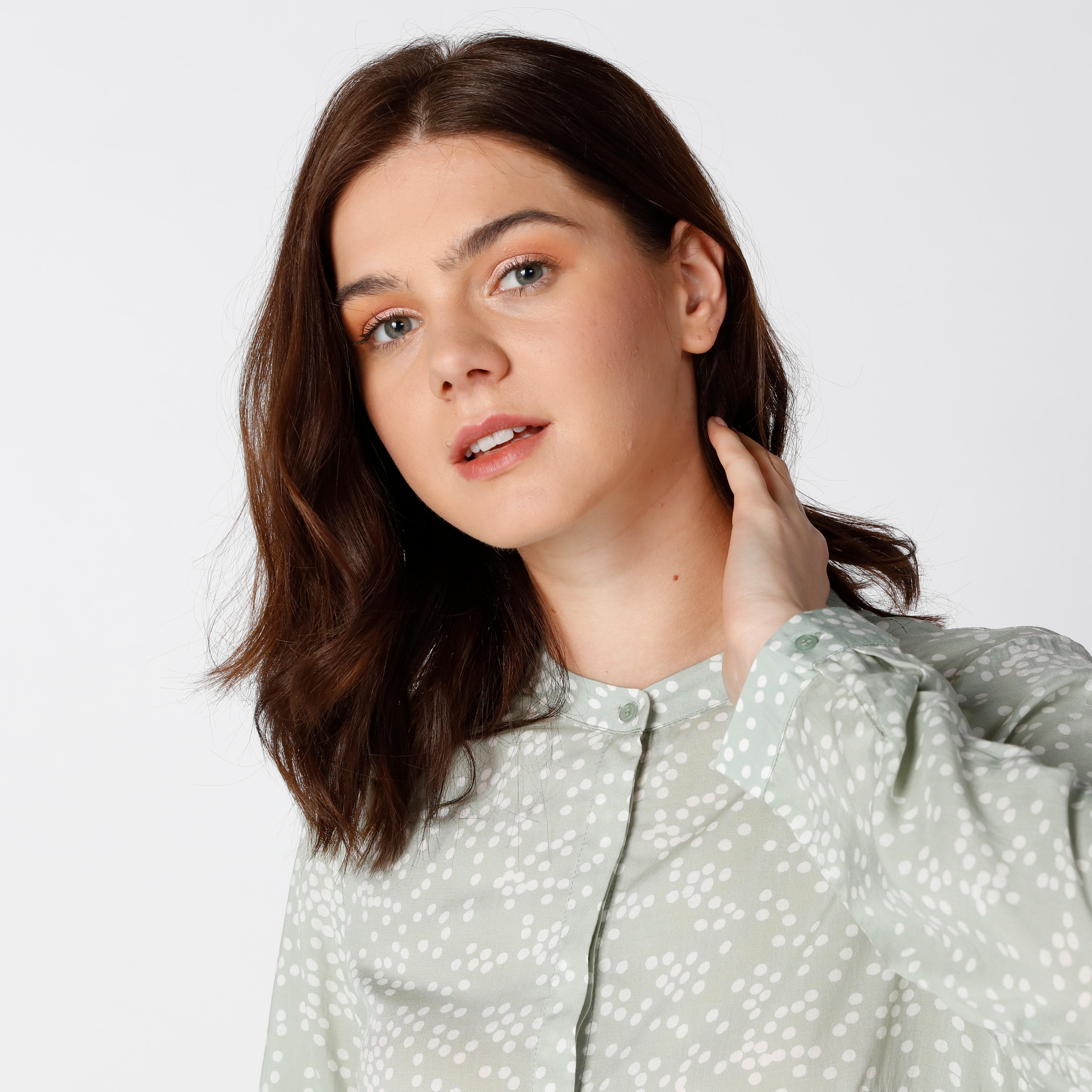 قميص بياقة ماندارين وأكمام طويلة وأزرار غير مرئية وطبعات-women-clothing-shirtsandblouses-shirts-image-4