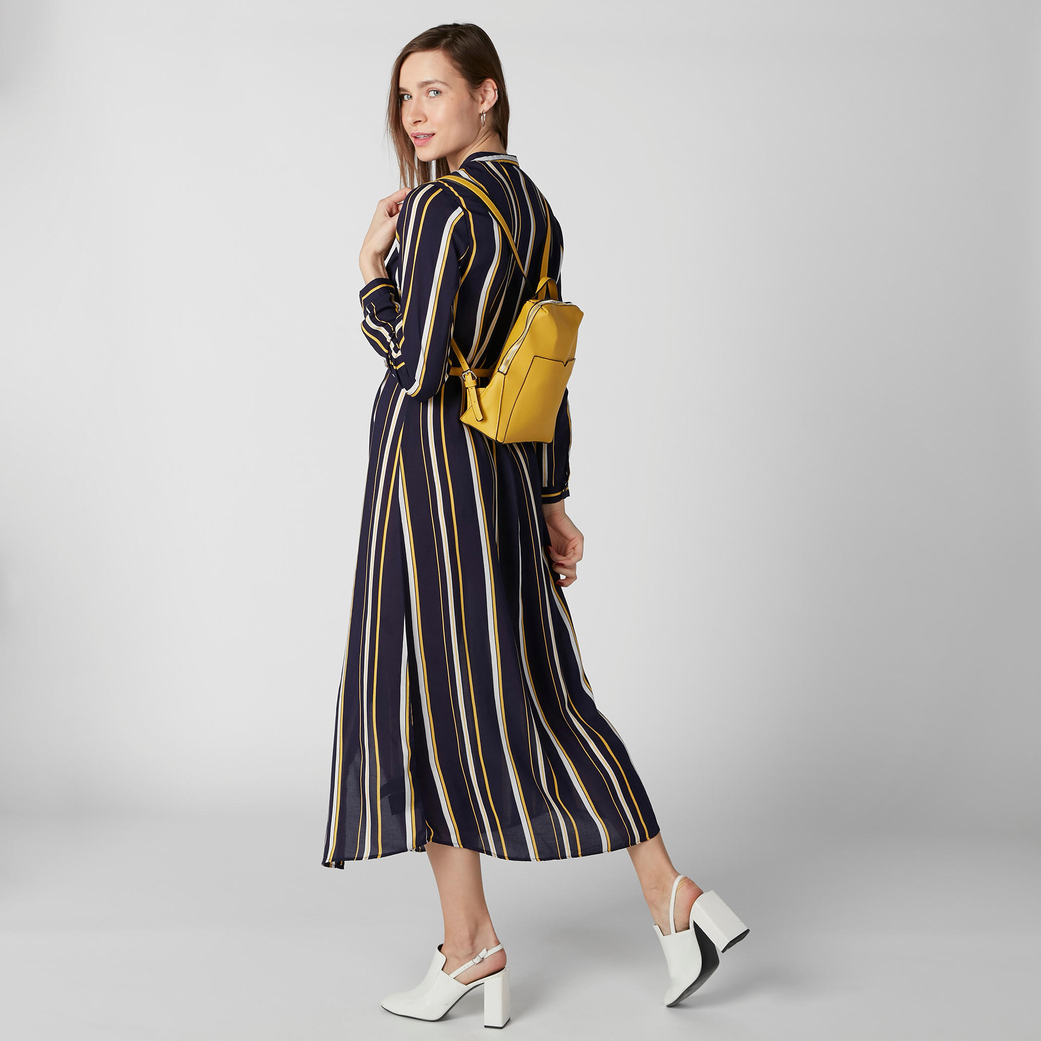 فستان قميص مقلّم بأزرار غير مرئية-women-clothing-dresses-image-1