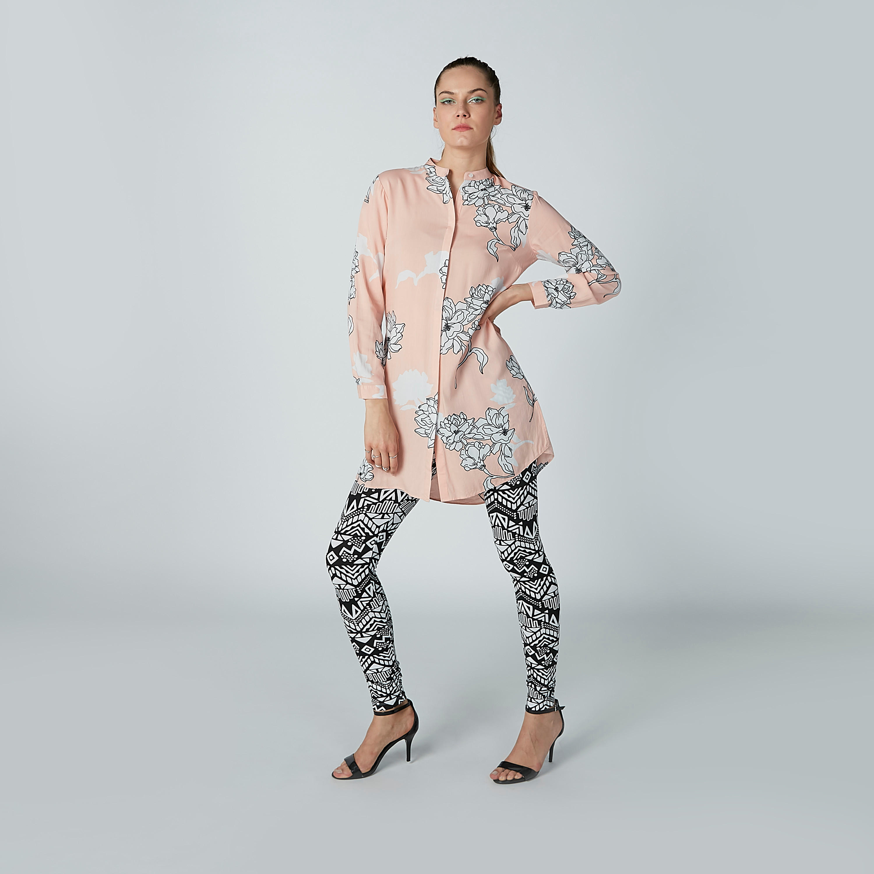 تونيك قميص بأكمام طويلة وأزرار غير مرئية وطبعات زهرية-women-clothing-shirtsandblouses-blouses-image-2