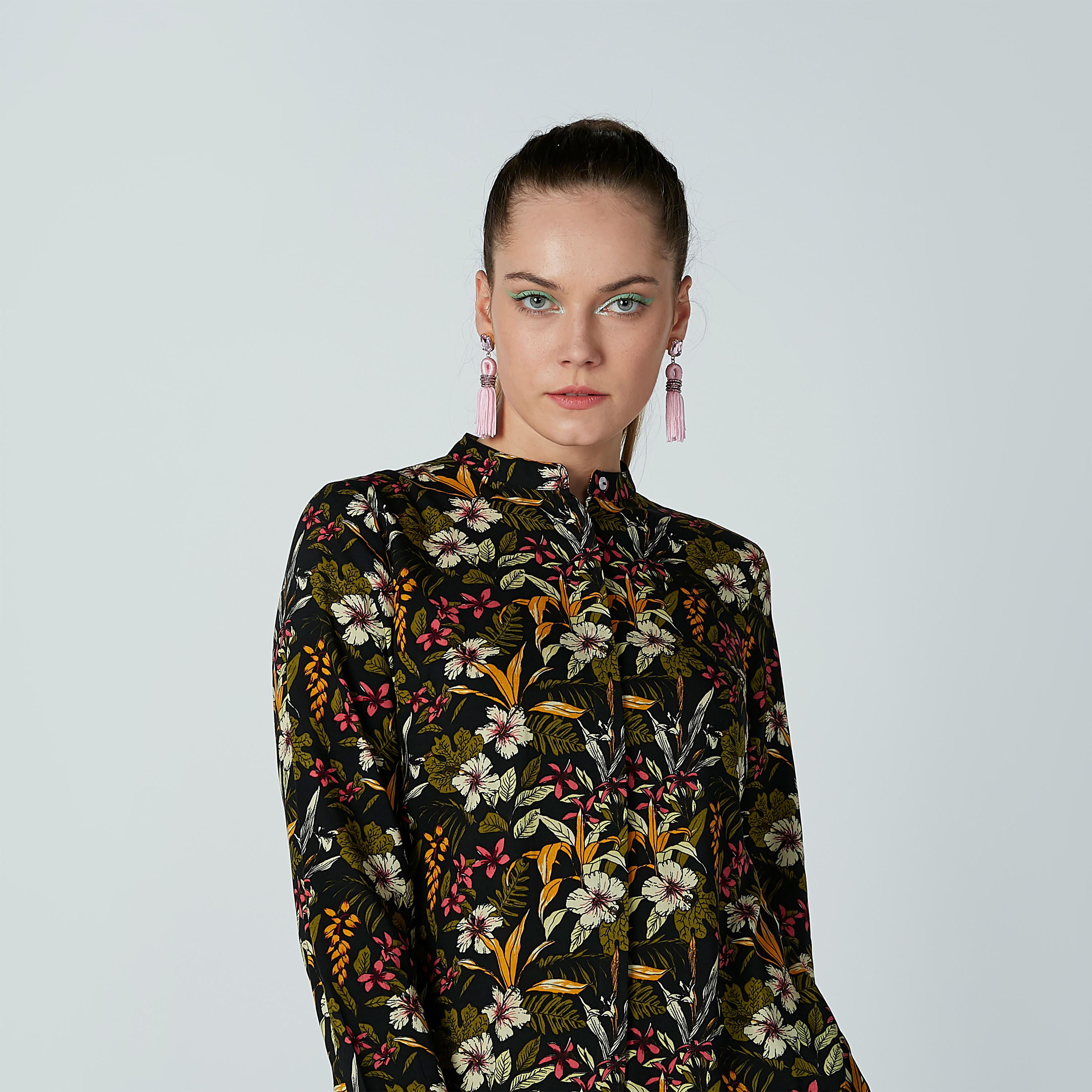 تونيك بياقة ماندارين وأكمام طويلة وطبعات زهرية-women-clothing-shirtsandblouses-blouses-image-3