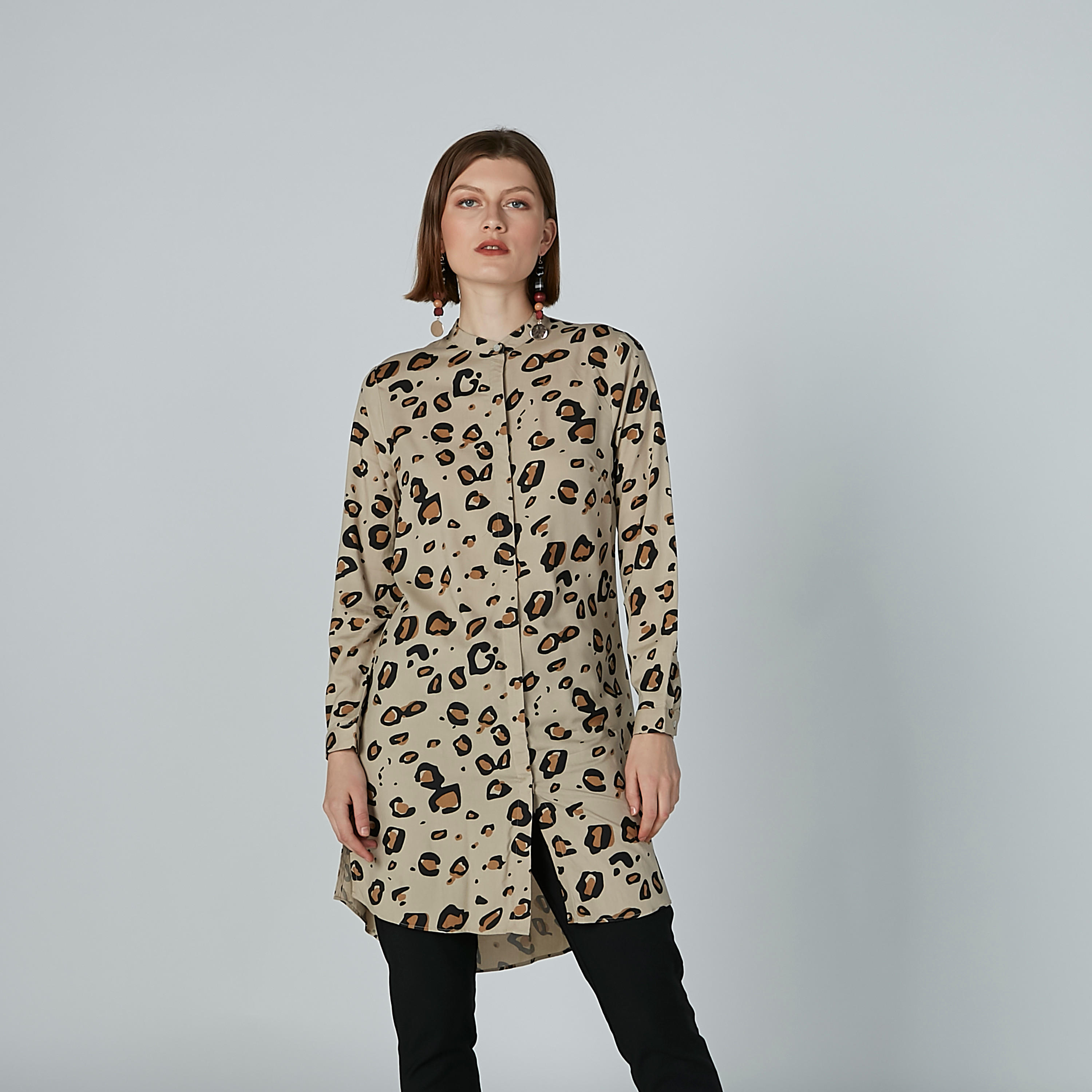 تونيك بياقة ماندارين وأكمام طويلة وطبعات حيوانات-women-clothing-shirtsandblouses-blouses-image-2