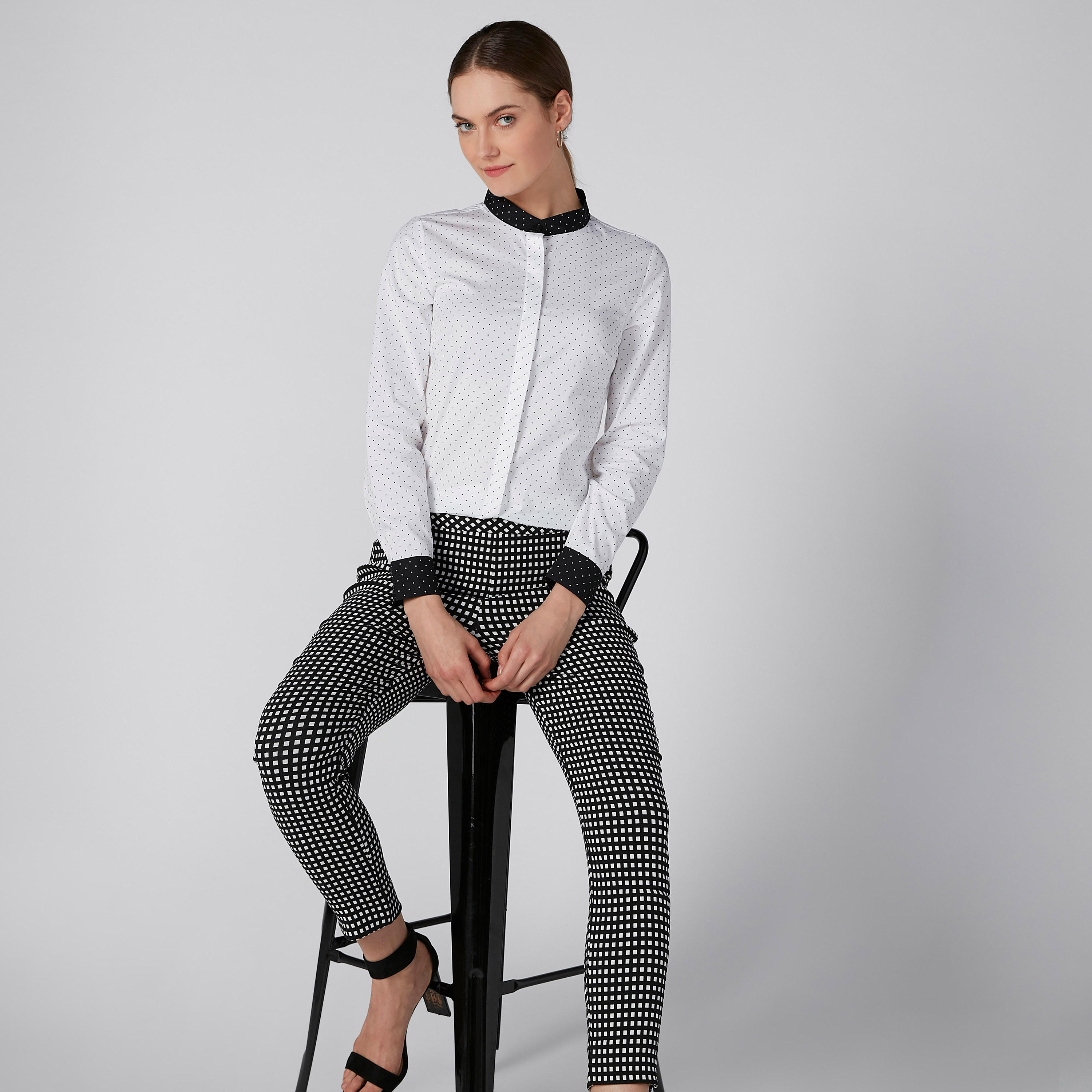 قميص رسمي بياقة ماندارين أكمام طويلة وطبعات منقّطة-women-clothing-shirtsandblouses-shirts-image-1