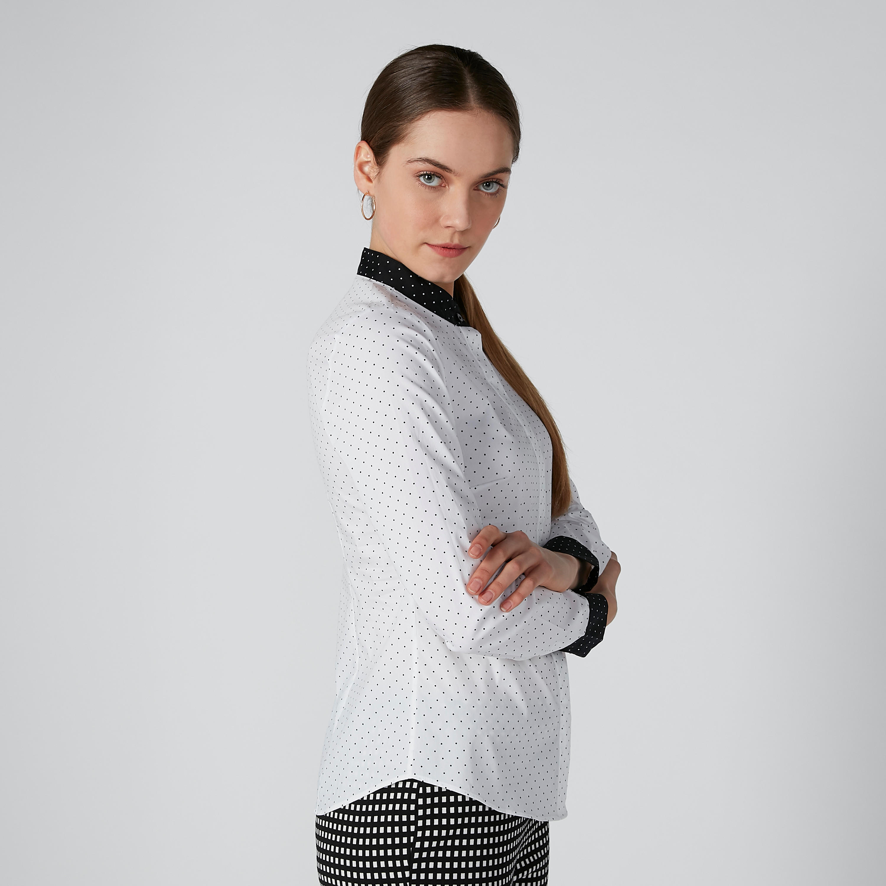 قميص رسمي بياقة ماندارين أكمام طويلة وطبعات منقّطة-women-clothing-shirtsandblouses-shirts-image-4