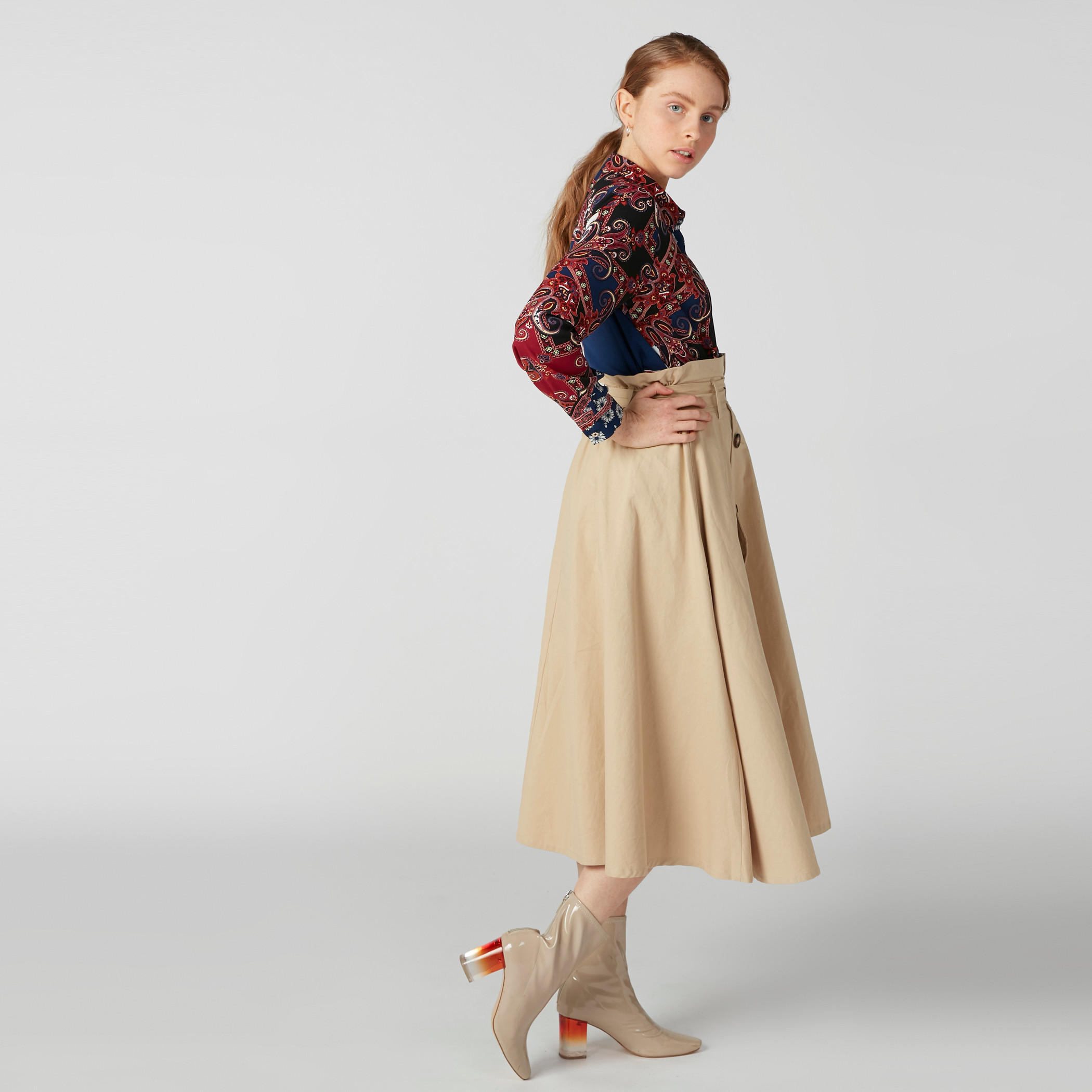تنورة متوسطة الطول بجيوب وأزرار-women-clothing-bottoms-skirts-image-4