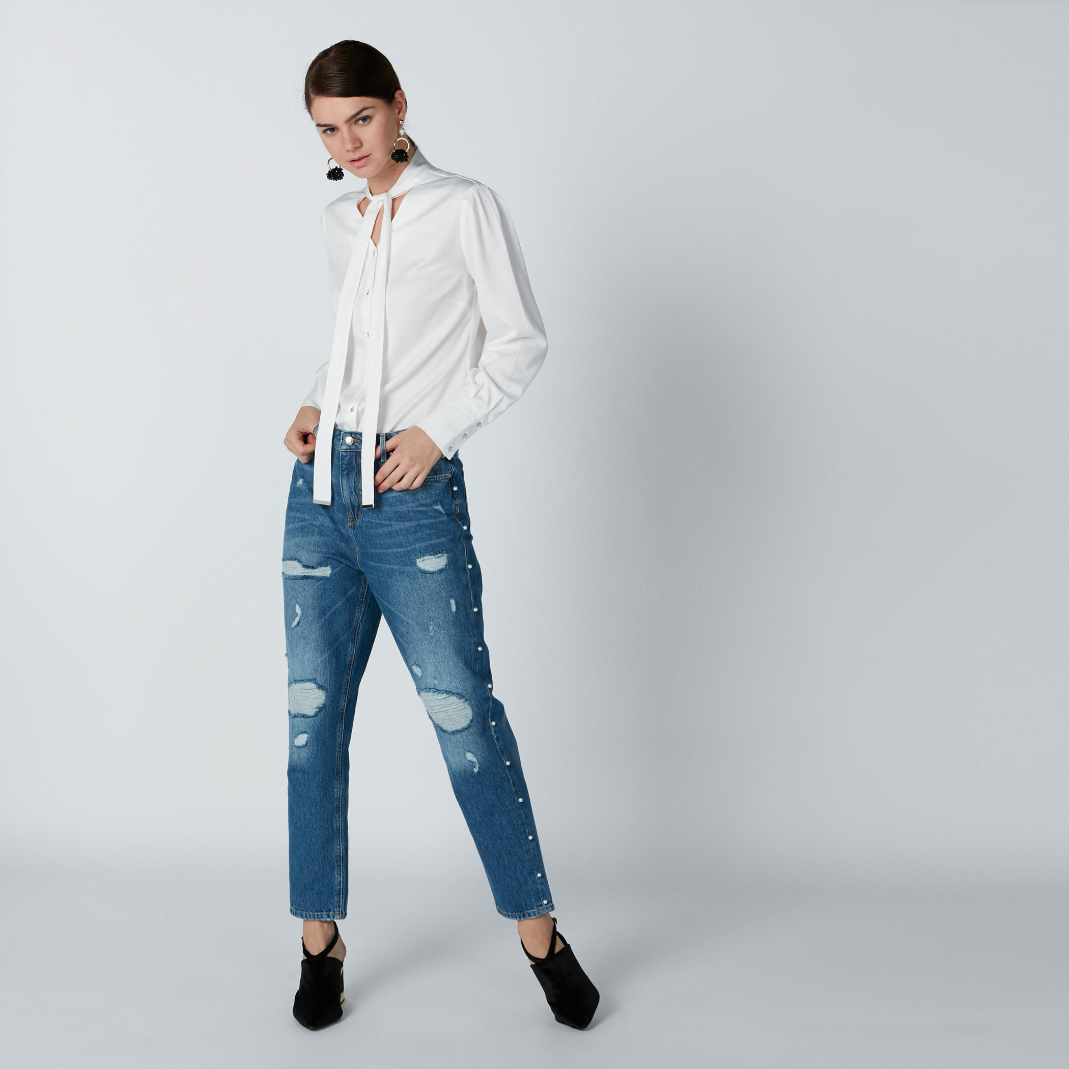قميص بقصّة عادية وأكمام طويلة وياقة رباط-women-clothing-shirtsandblouses-shirts-image-3