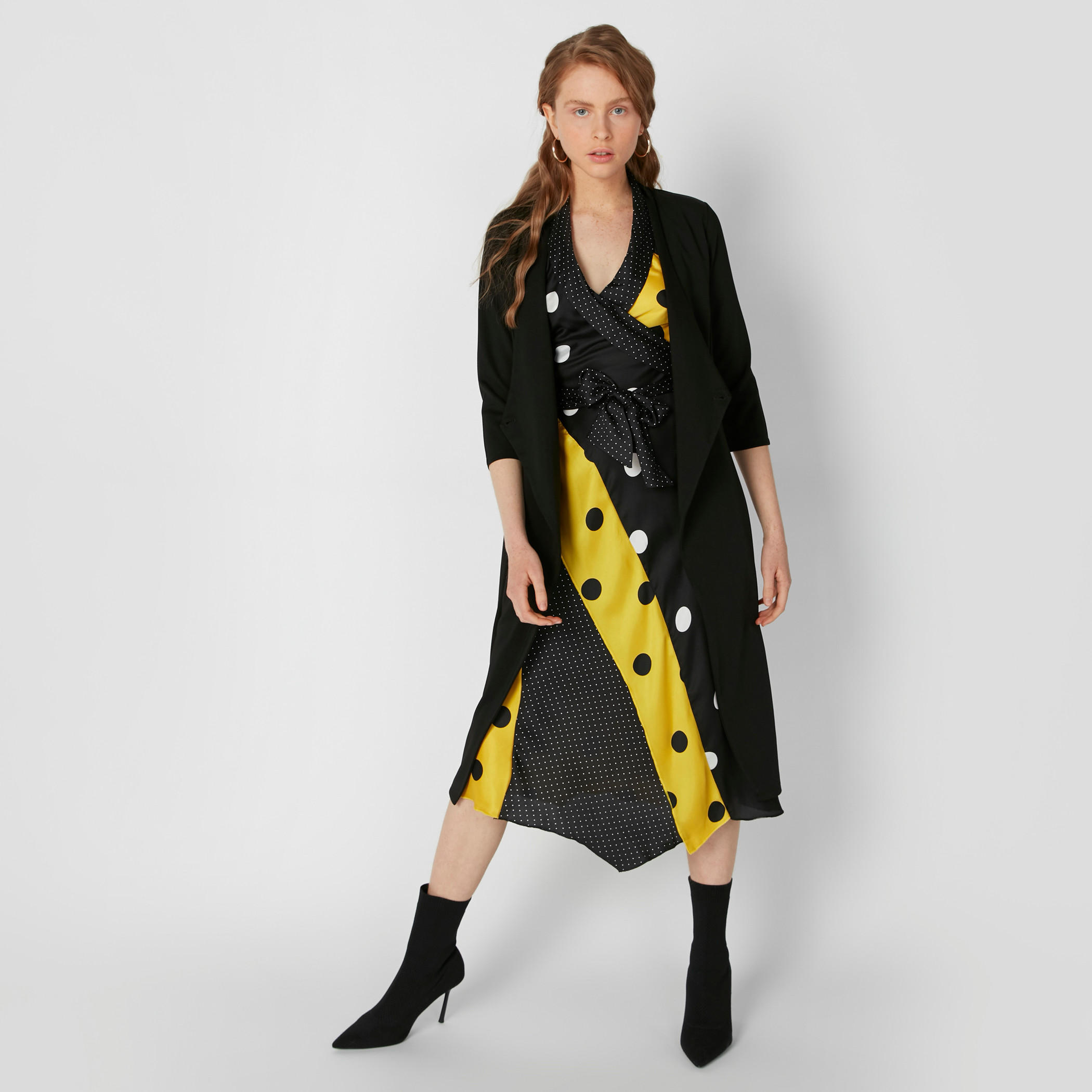 فستان متوسط الطول دون أكمام بحوّاف غير مستويّة وطبعات منقّطة-women-clothing-dresses-image-3