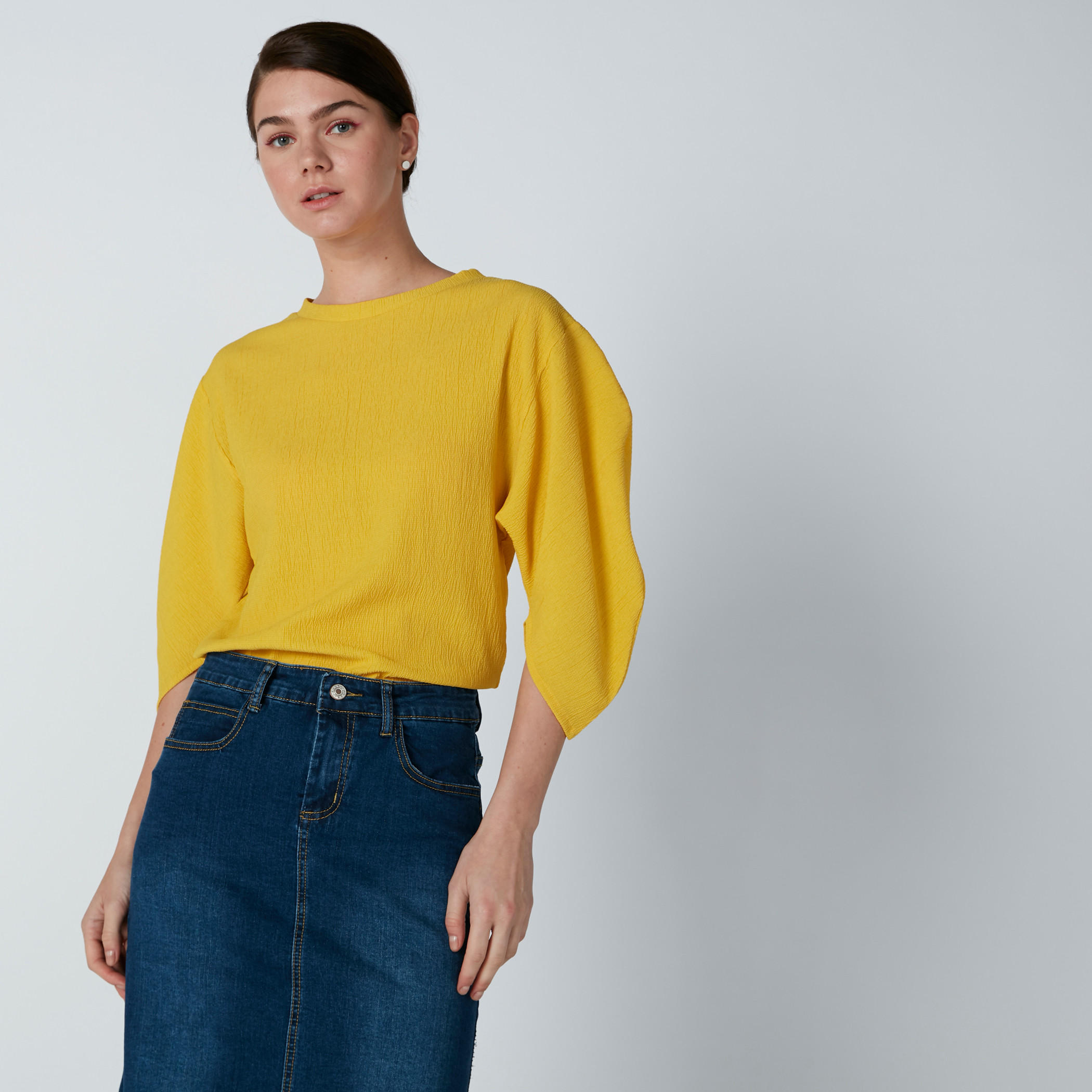 Textured Top with Round Neck and 3/4 Sleeves-women-clothing-shirtsandblouses-blouses-image-1