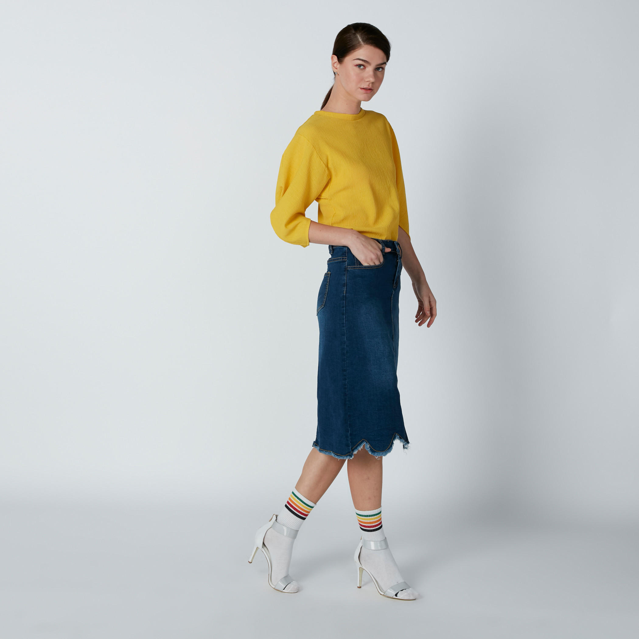 Textured Top with Round Neck and 3/4 Sleeves-women-clothing-shirtsandblouses-blouses-image-4
