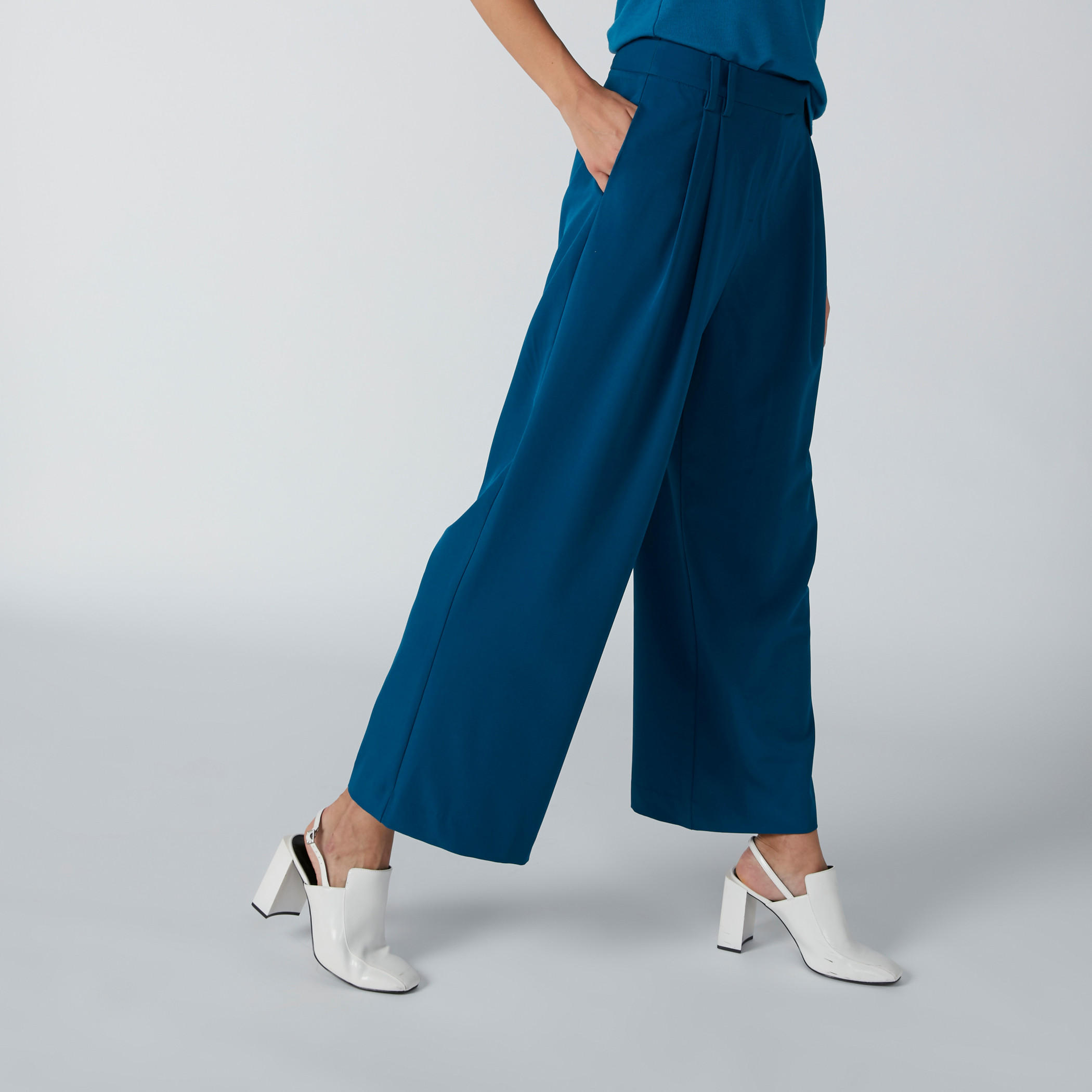 بنطال طويل بجيوب-women-clothing-bottoms-trousers-image-1