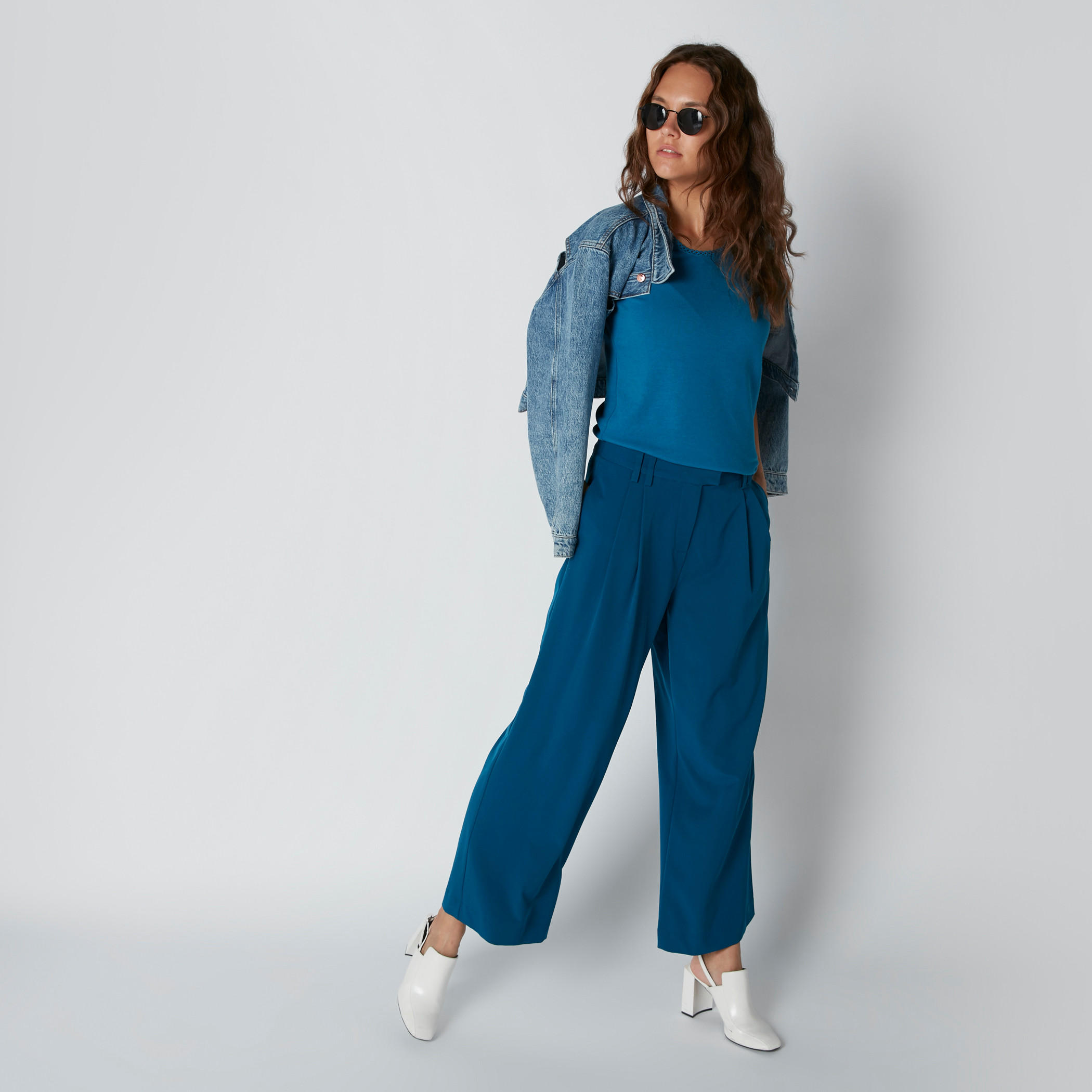 بنطال طويل بجيوب-women-clothing-bottoms-trousers-image-4