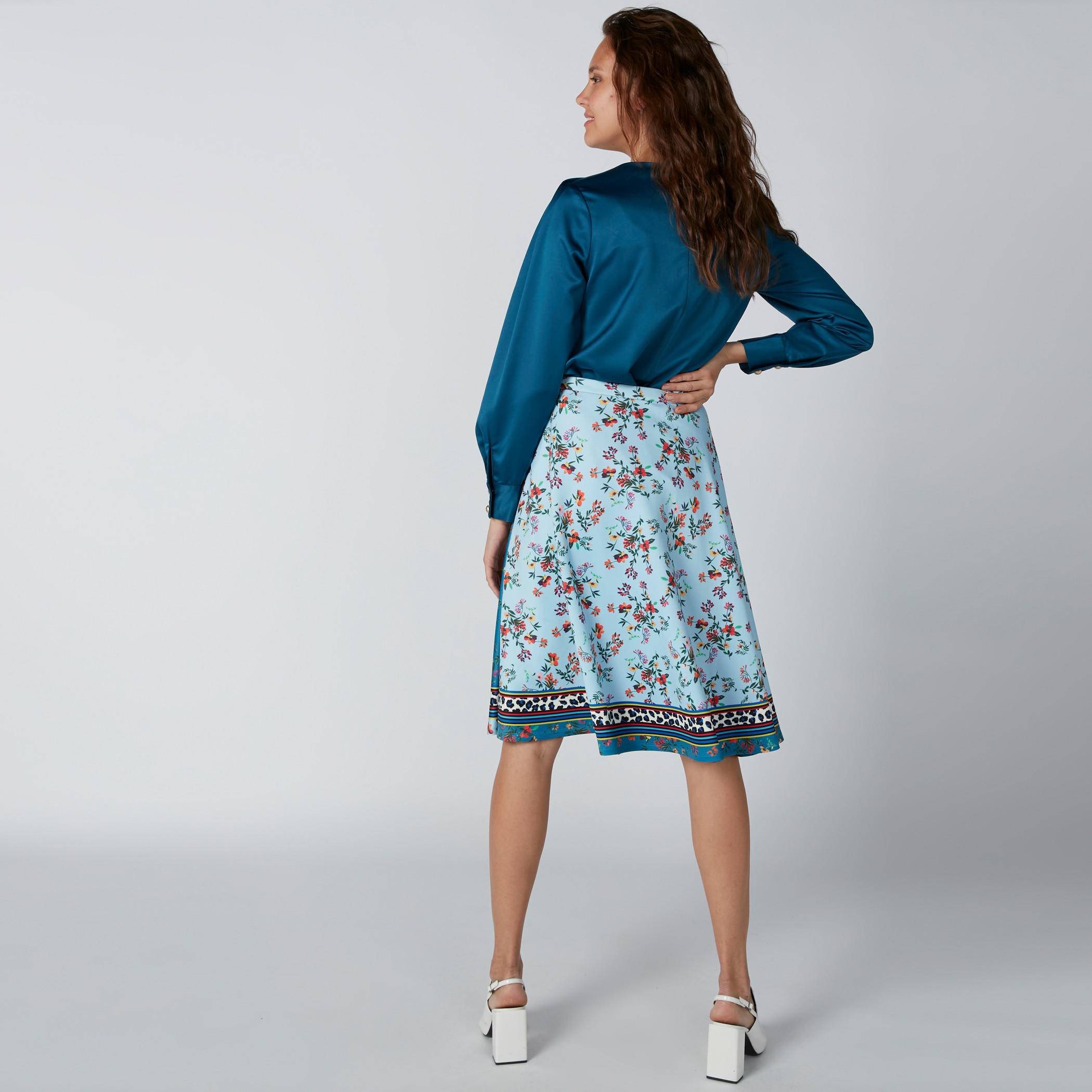 Floral Printed A-Line Midi Skirt-women-clothing-bottoms-skirts-image-2