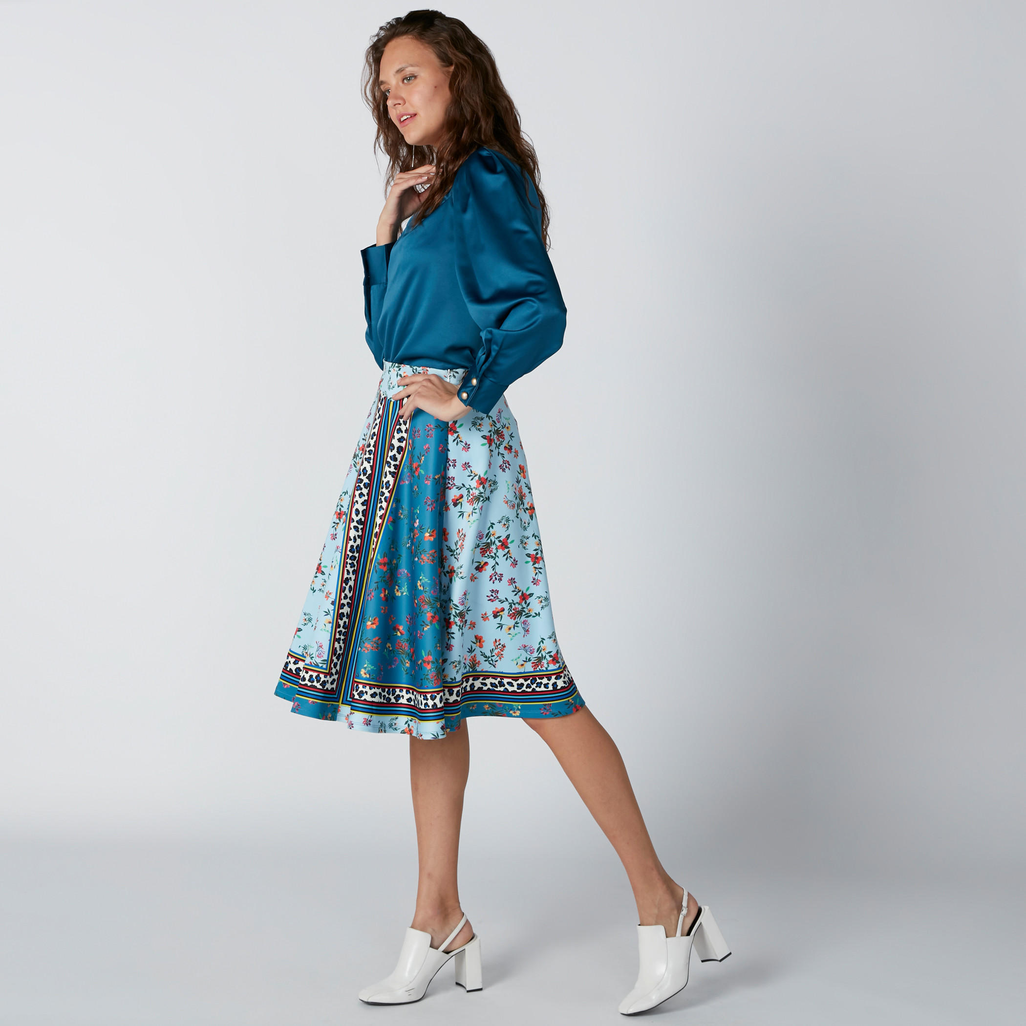 Floral Printed A-Line Midi Skirt-women-clothing-bottoms-skirts-image-3