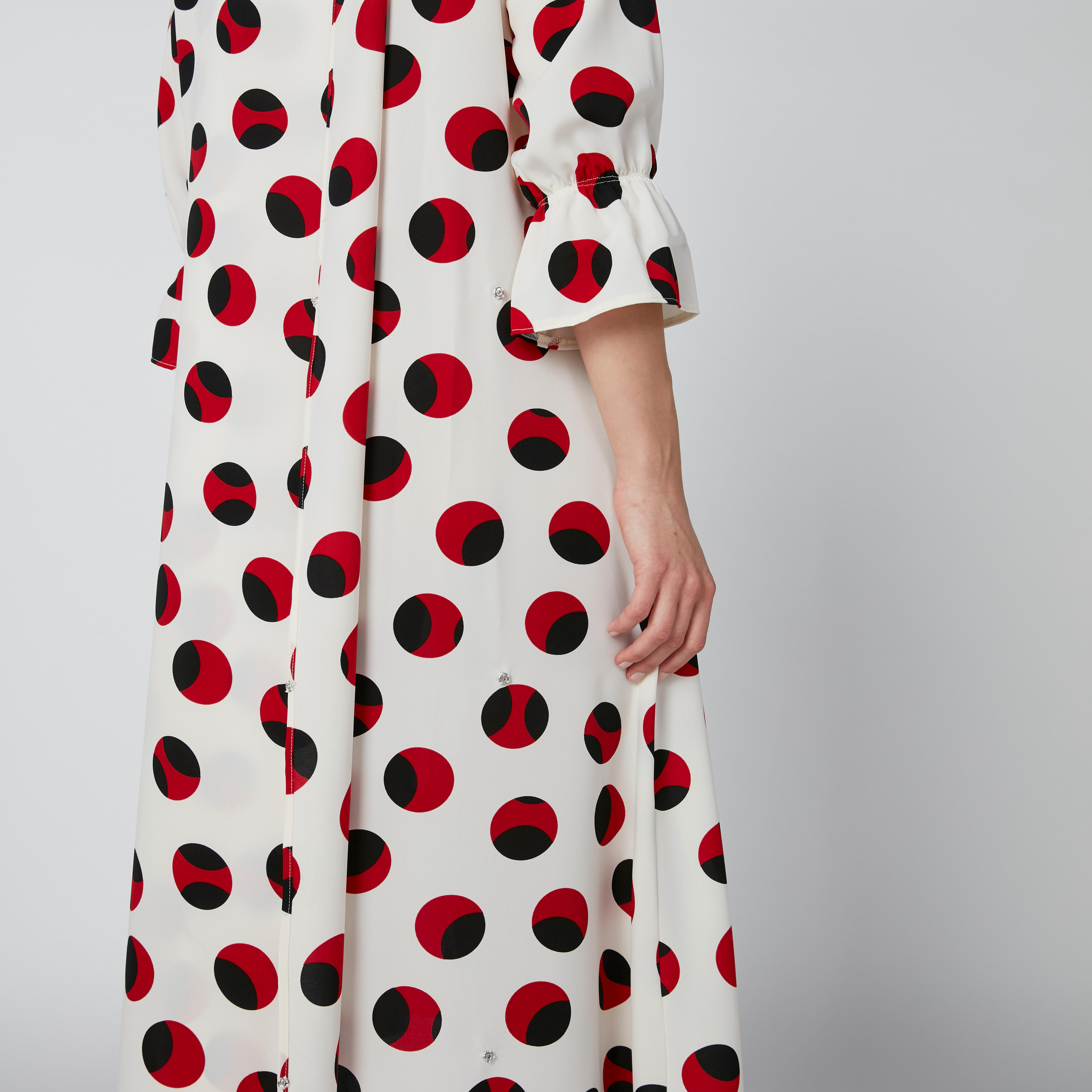 فستان إيه لاين متوسط الطول بأزرار وطبعات منقّطة-women-clothing-dresses-image-6