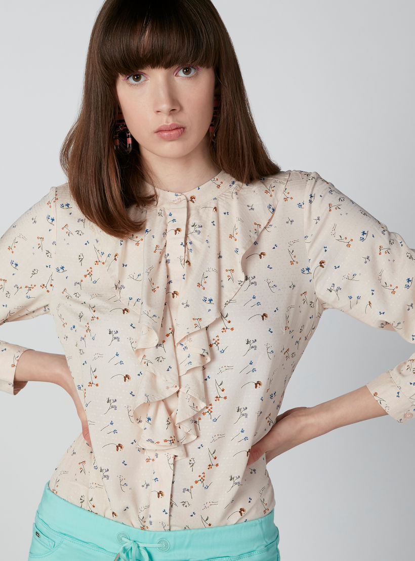قميص بياقة ماندارين وتفاصيل كشكش وطبعات-women-clothing-shirtsandblouses-shirts-image-3