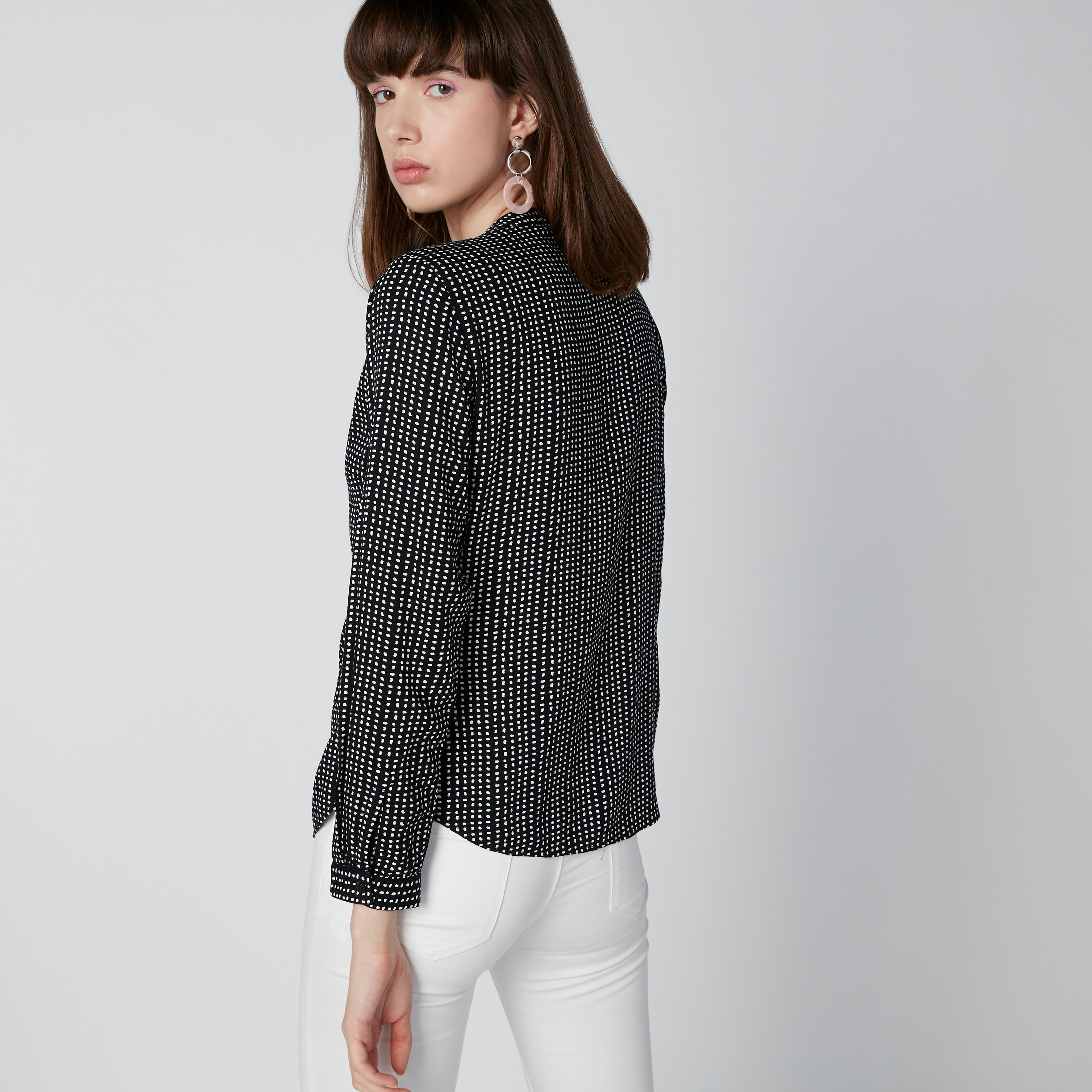 قميص بياقة ماندارين وأكمام طويلة وتفاصيل كشكش وطبعات-women-clothing-shirtsandblouses-shirts-image-2