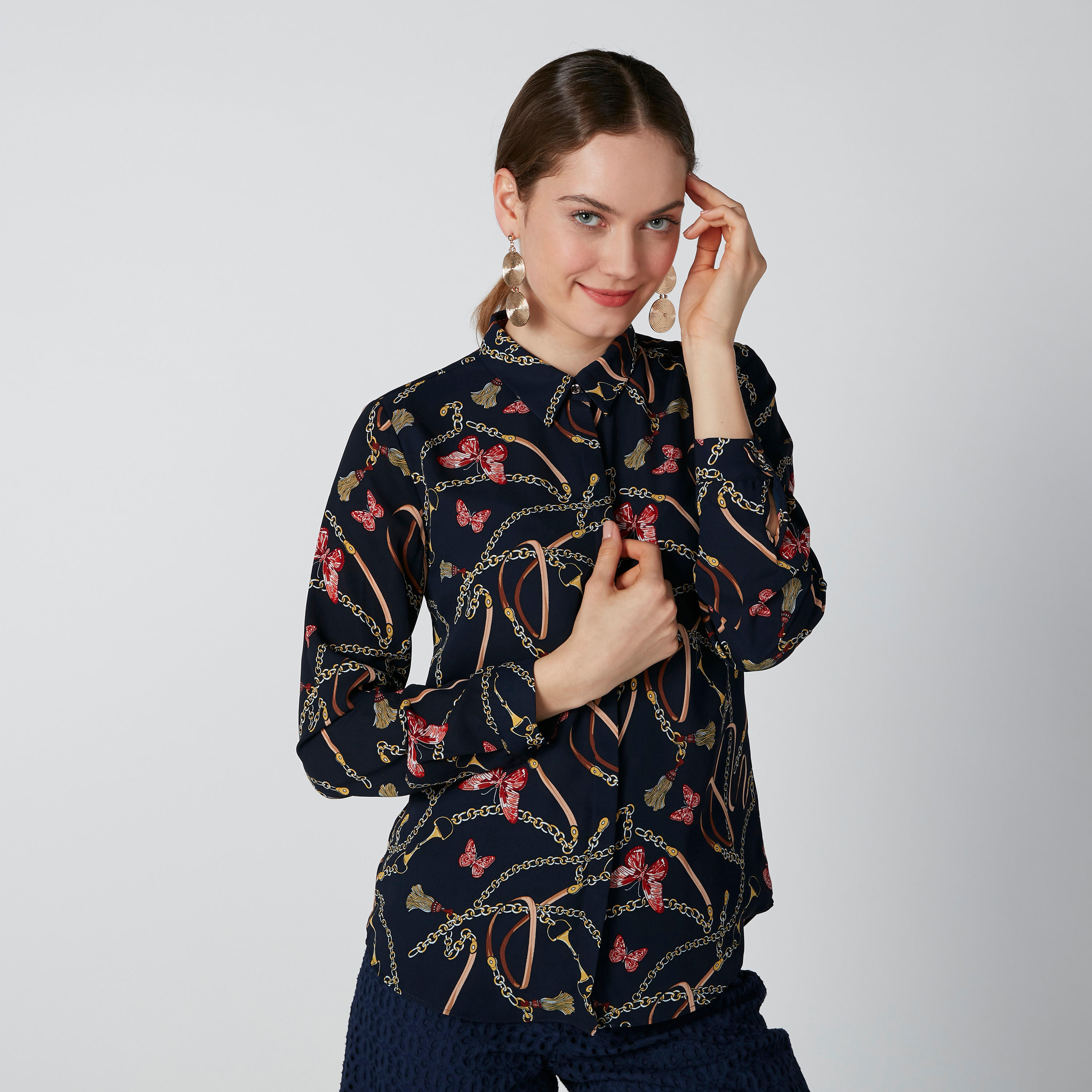 قميص بأكمام طويلة وياقة واسعة وطبعات-women-clothing-shirtsandblouses-shirts-image-4