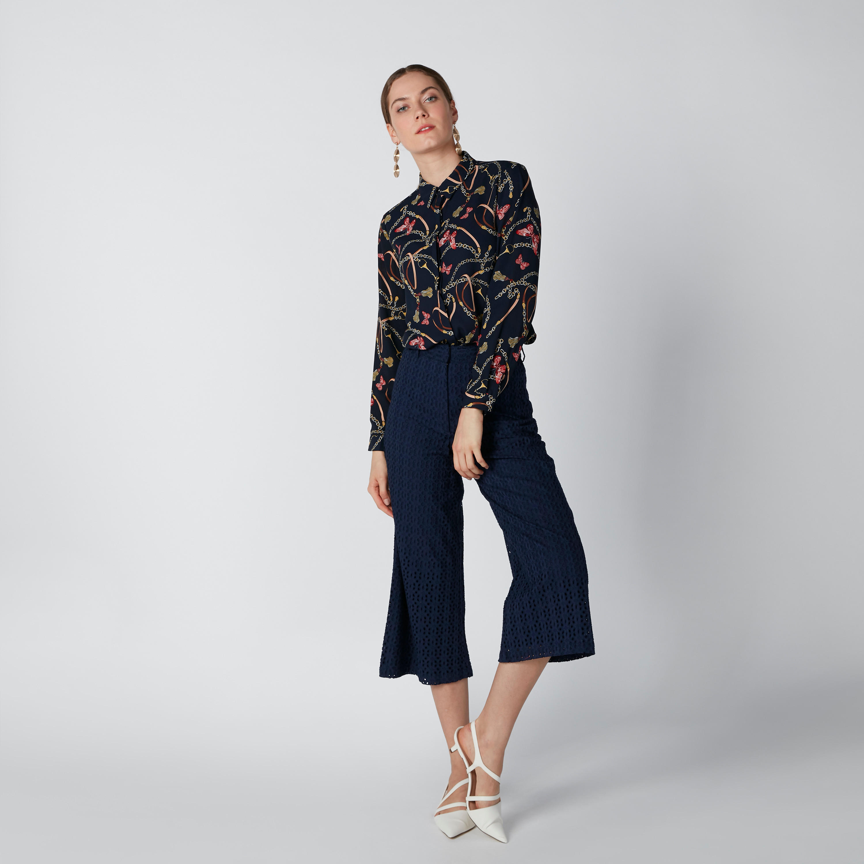قميص بأكمام طويلة وياقة واسعة وطبعات-women-clothing-shirtsandblouses-shirts-image-3