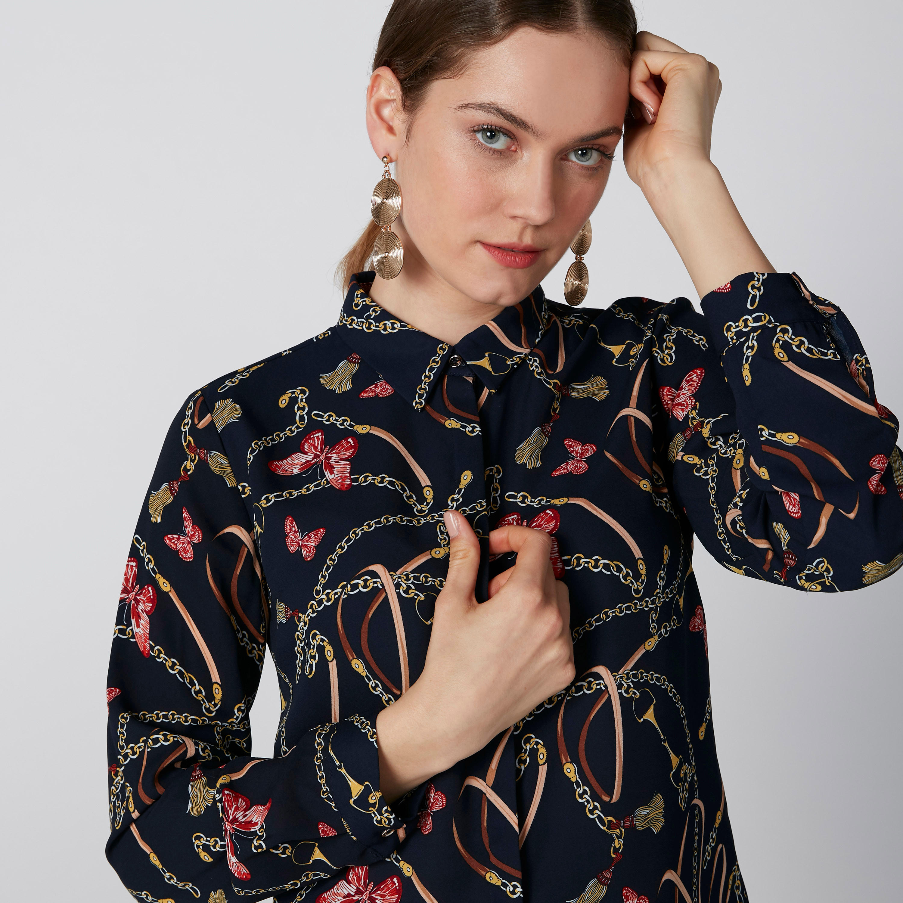 قميص بأكمام طويلة وياقة واسعة وطبعات-women-clothing-shirtsandblouses-shirts-image-1