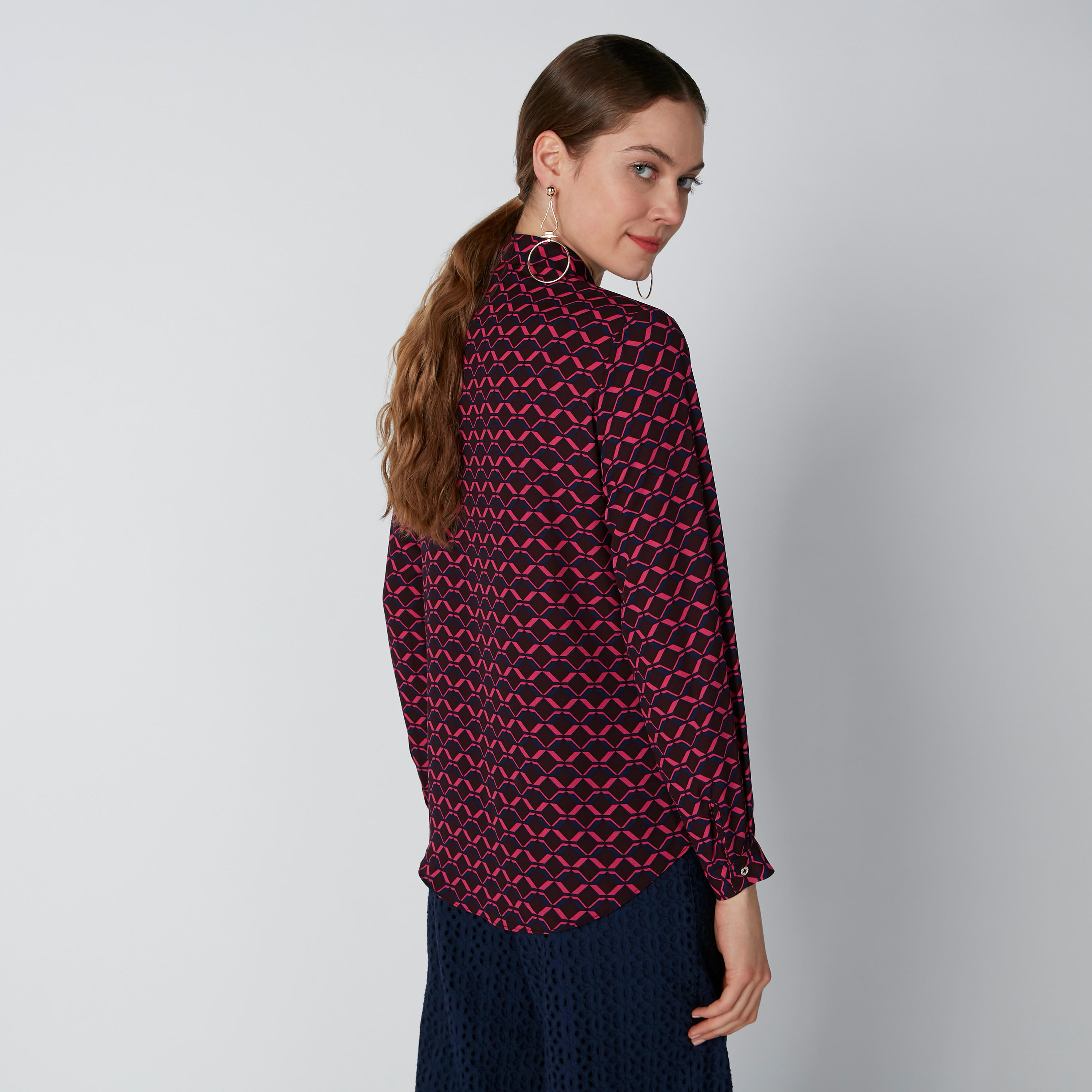 قميص بأكمام طويلة وطبعات-women-clothing-shirtsandblouses-shirts-image-4